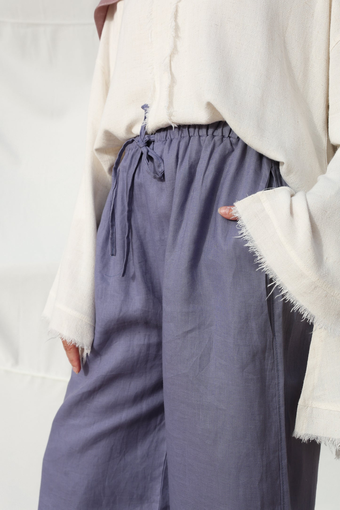 Wide Leg Linen Pants in Blue Jeans