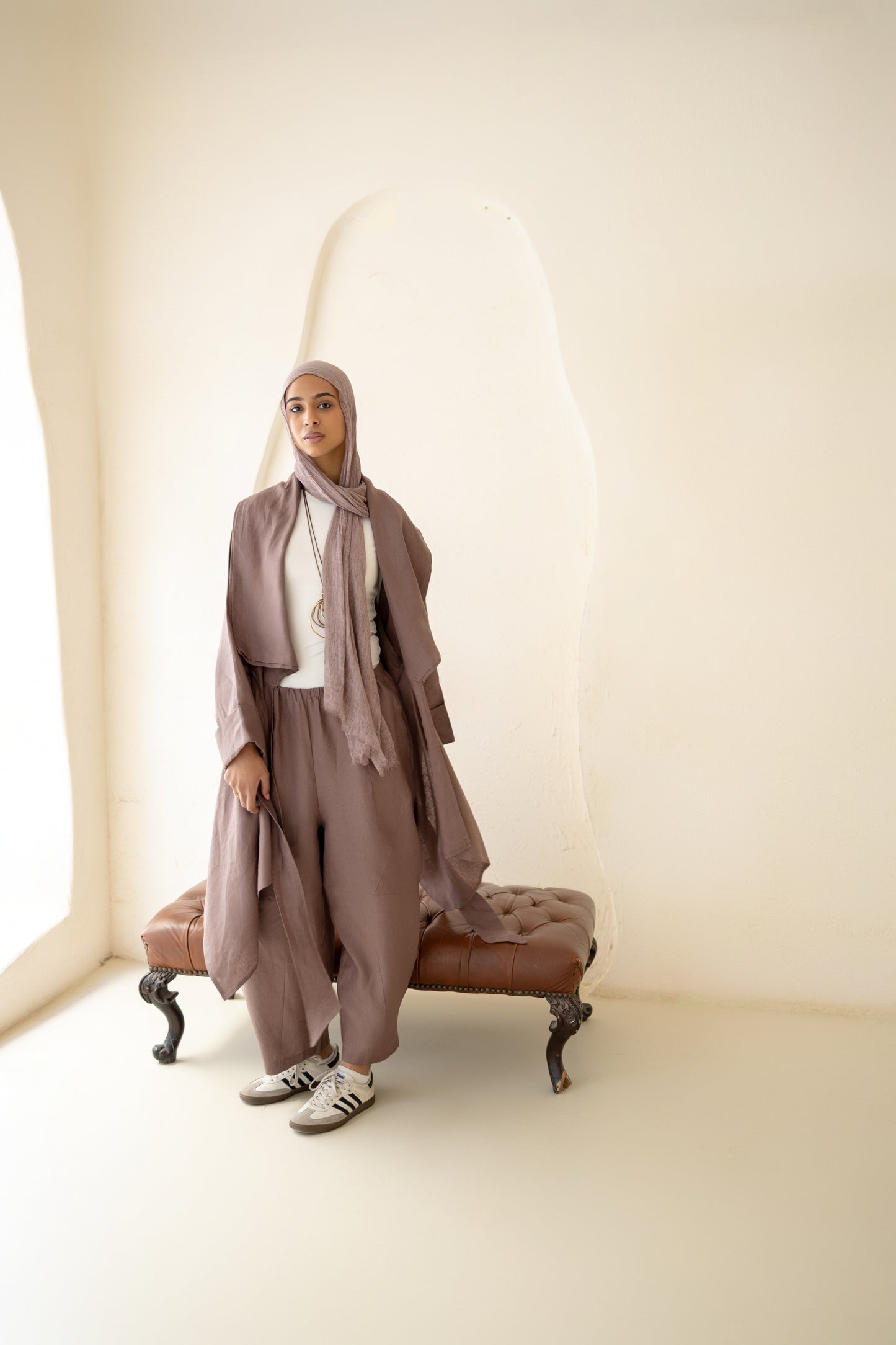 Balloon Linen Pants in Chocolate