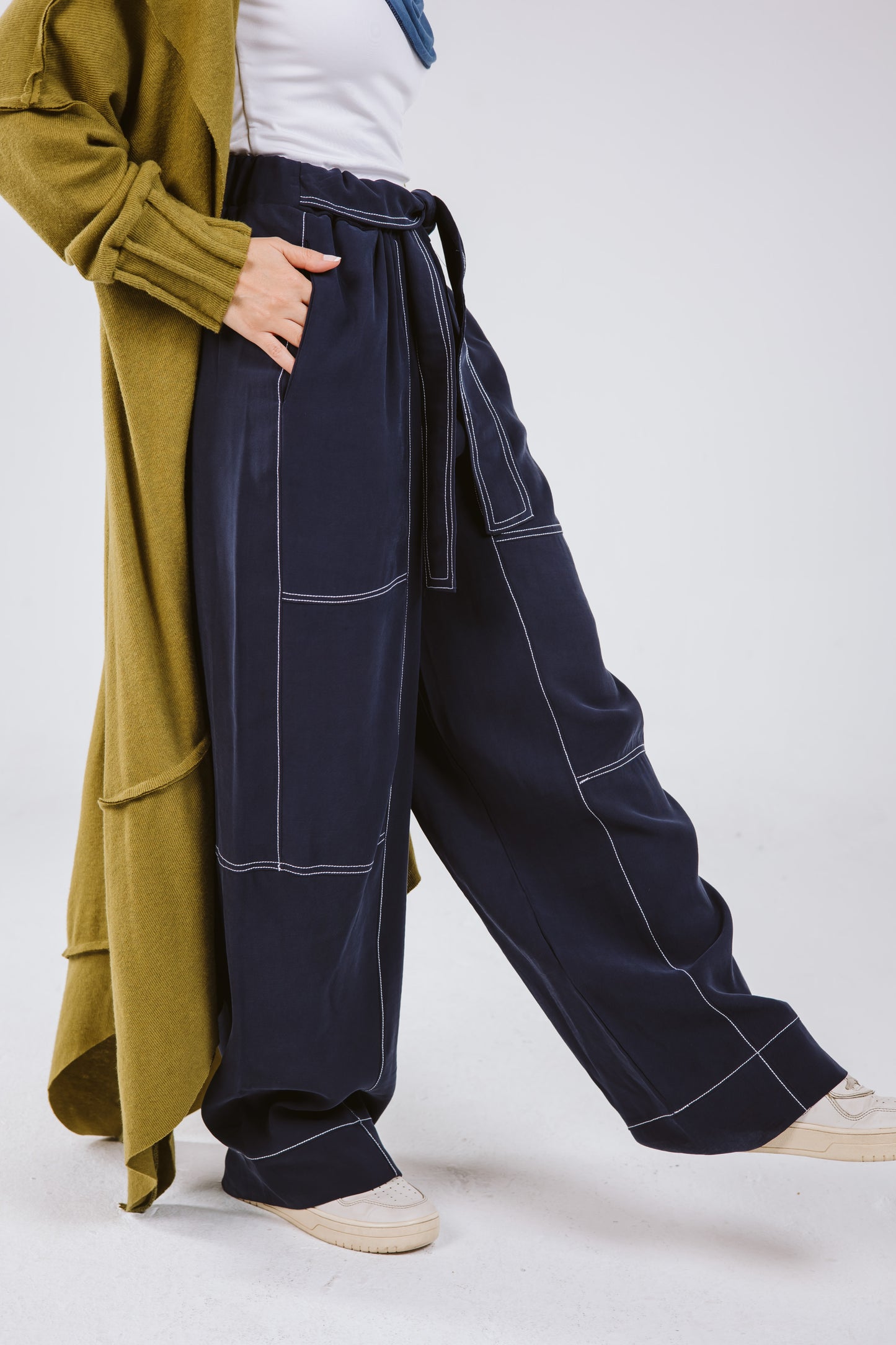 Stitches Wide Pants in Navy Blue