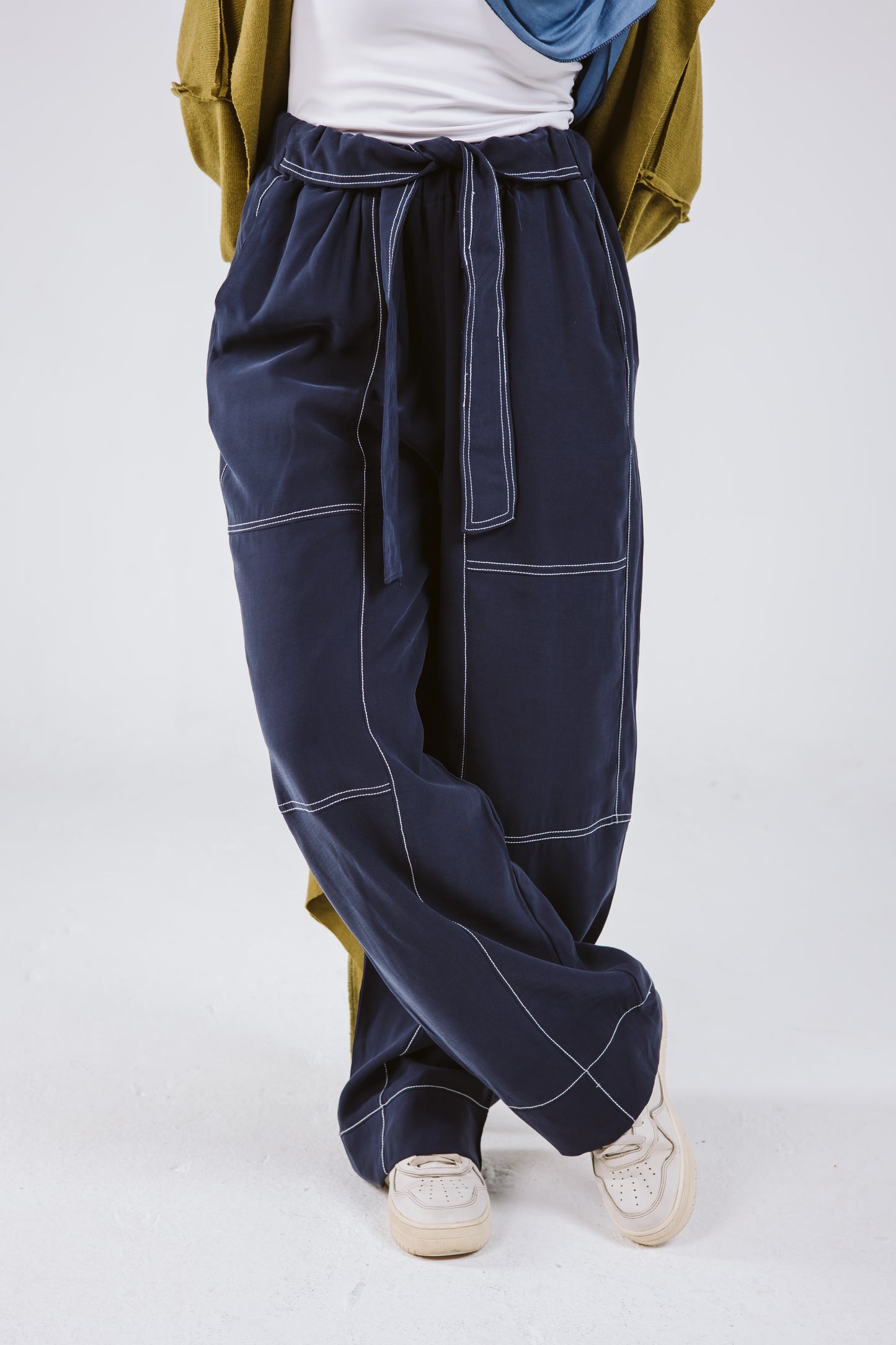 Stitches Wide Pants in Navy Blue