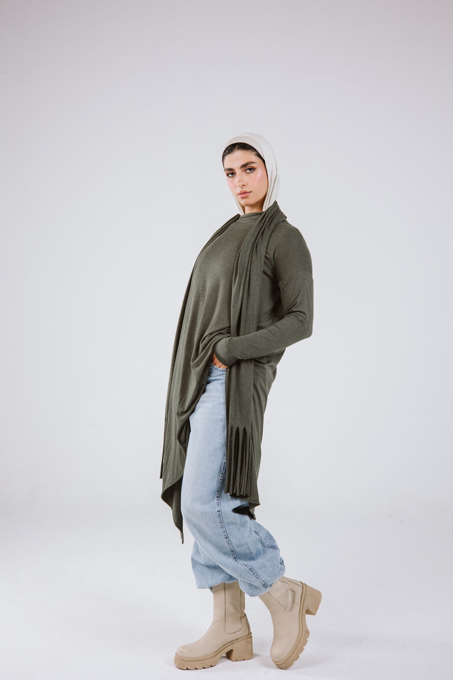 Waves Top with Fringes Scarf in Olive
