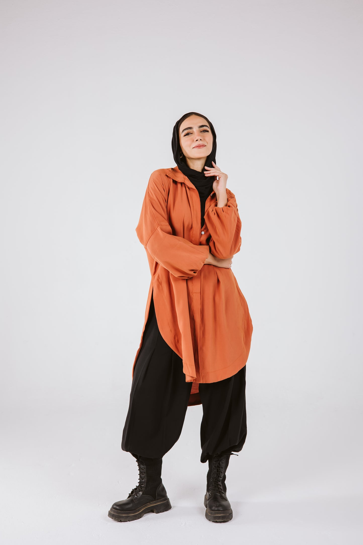 Puffy Sleeves High Low Shirt in Brick
