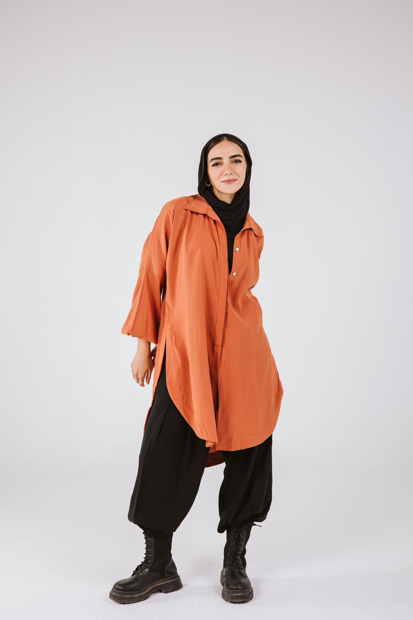 Puffy Sleeves High Low Shirt in Brick