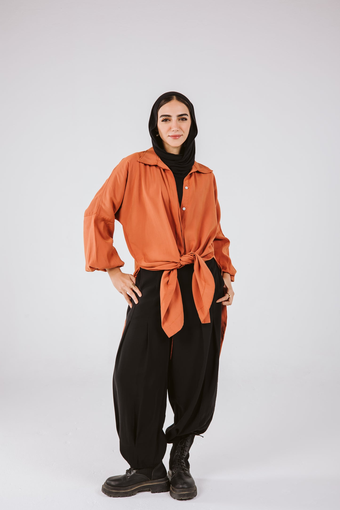 Puffy Sleeves High Low Shirt in Brick