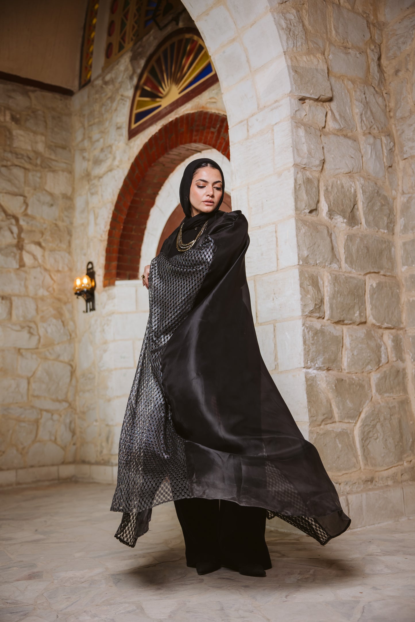 Qasr Kaftan in Black