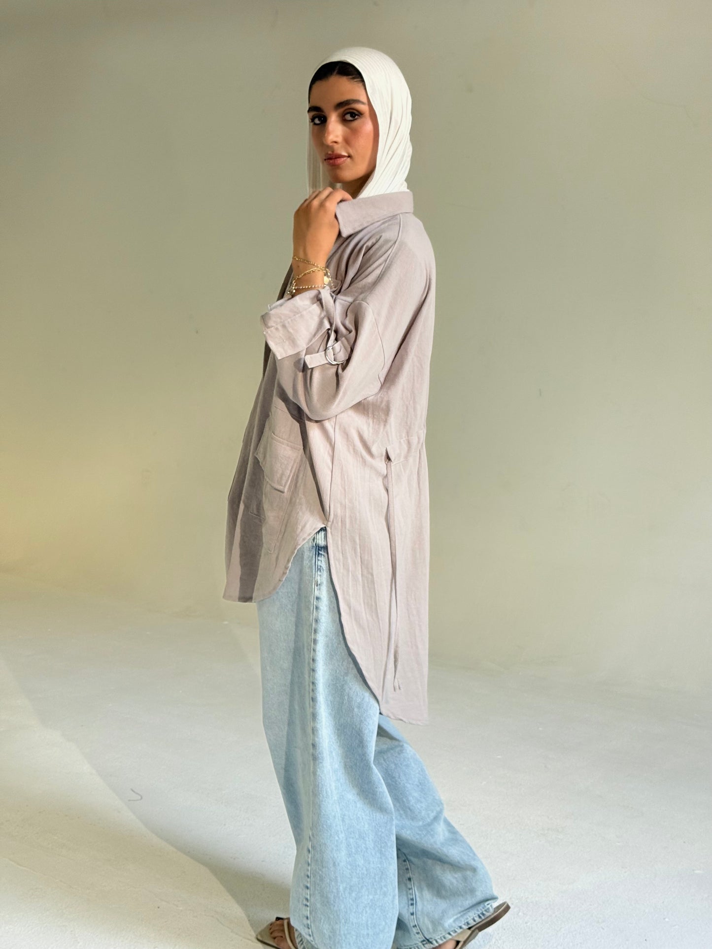 Linen Pockets Oversized High Low Shirt in Light Grey