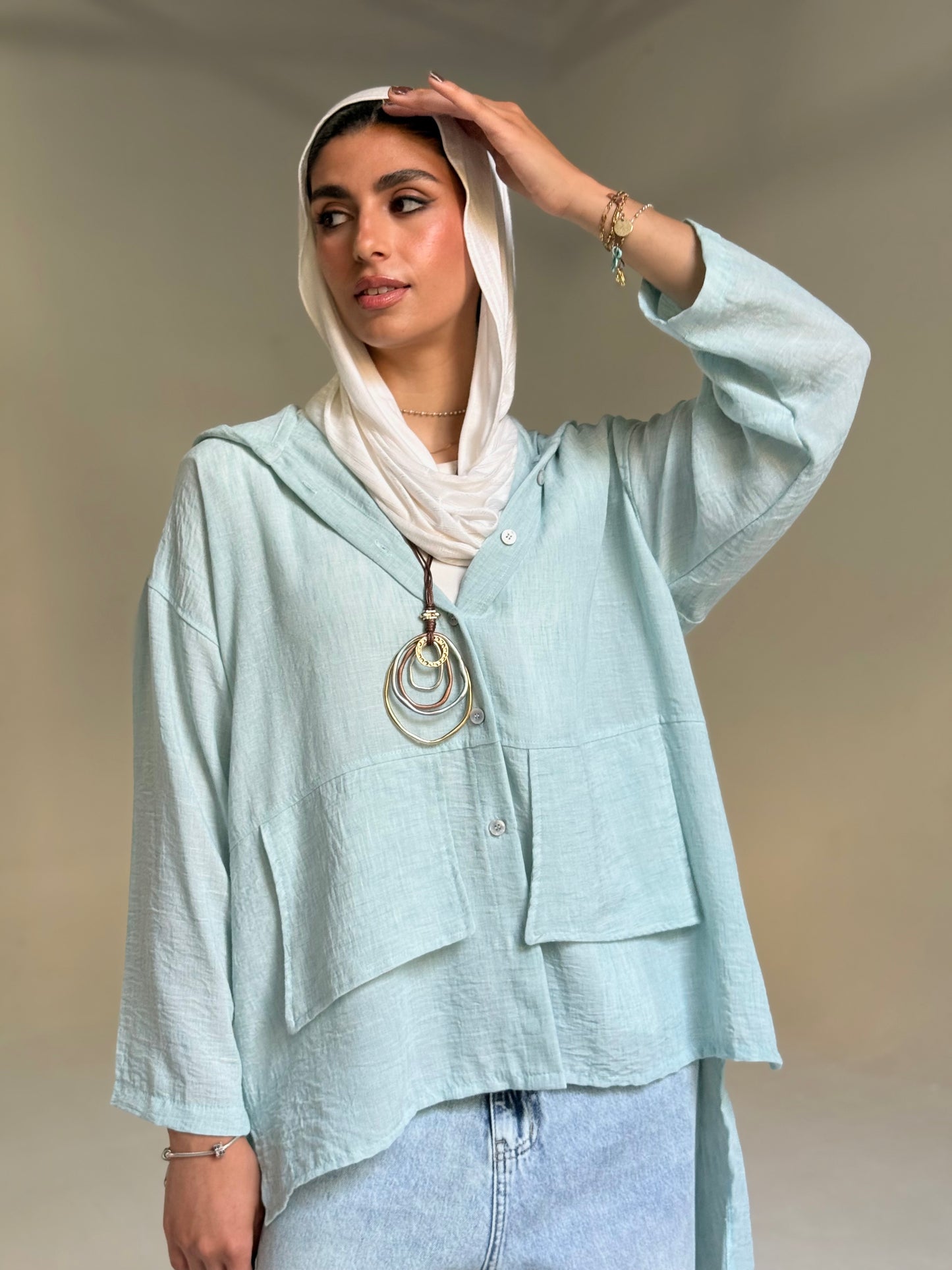 Hoodie High Low Pockets Shirt in Blue Mint.
