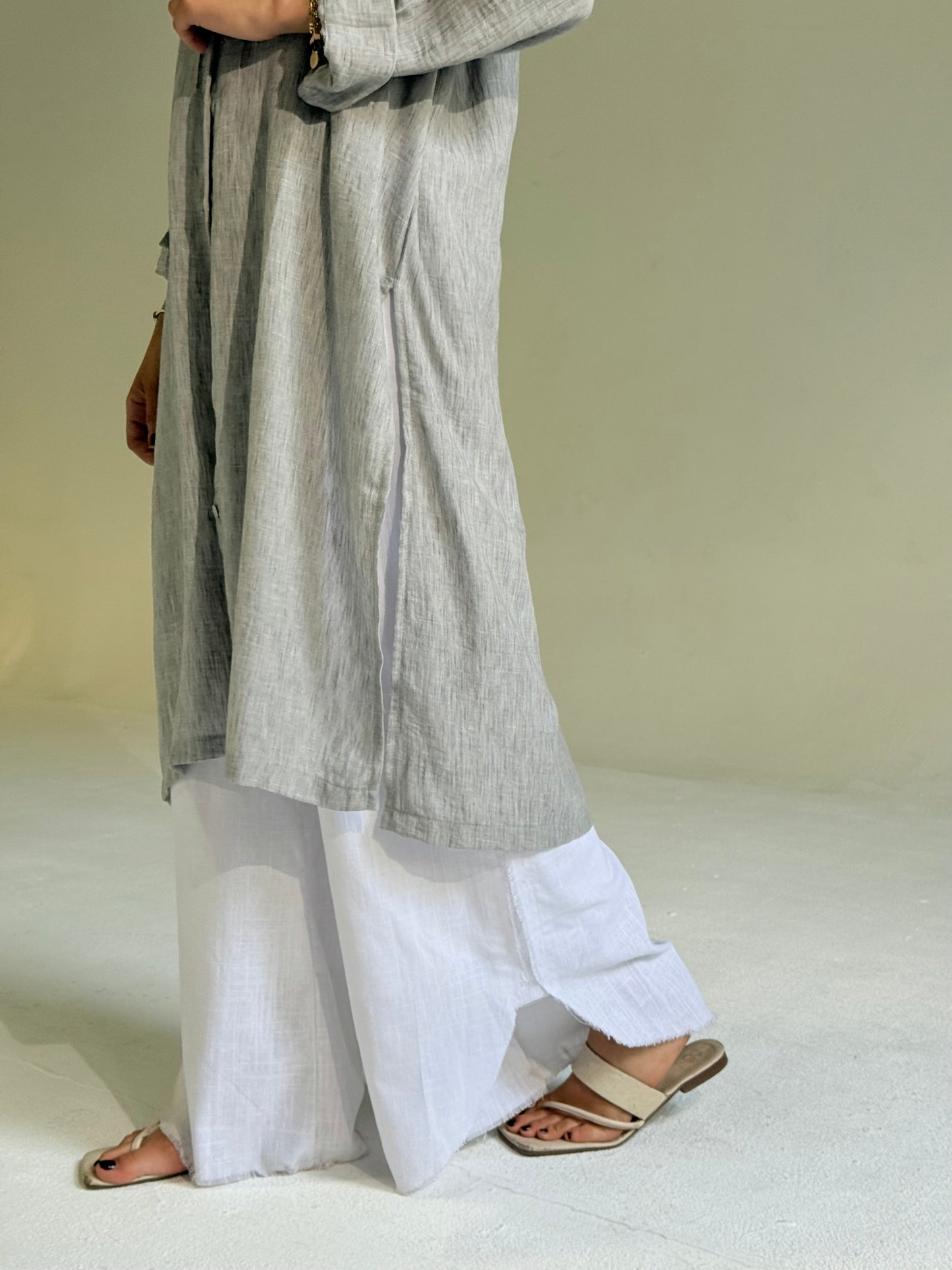 Long Linen Shirt in light Grey