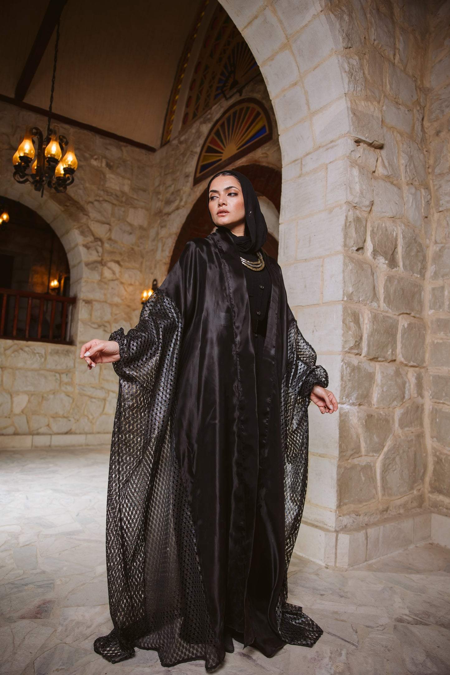 Qasr Kaftan in Black