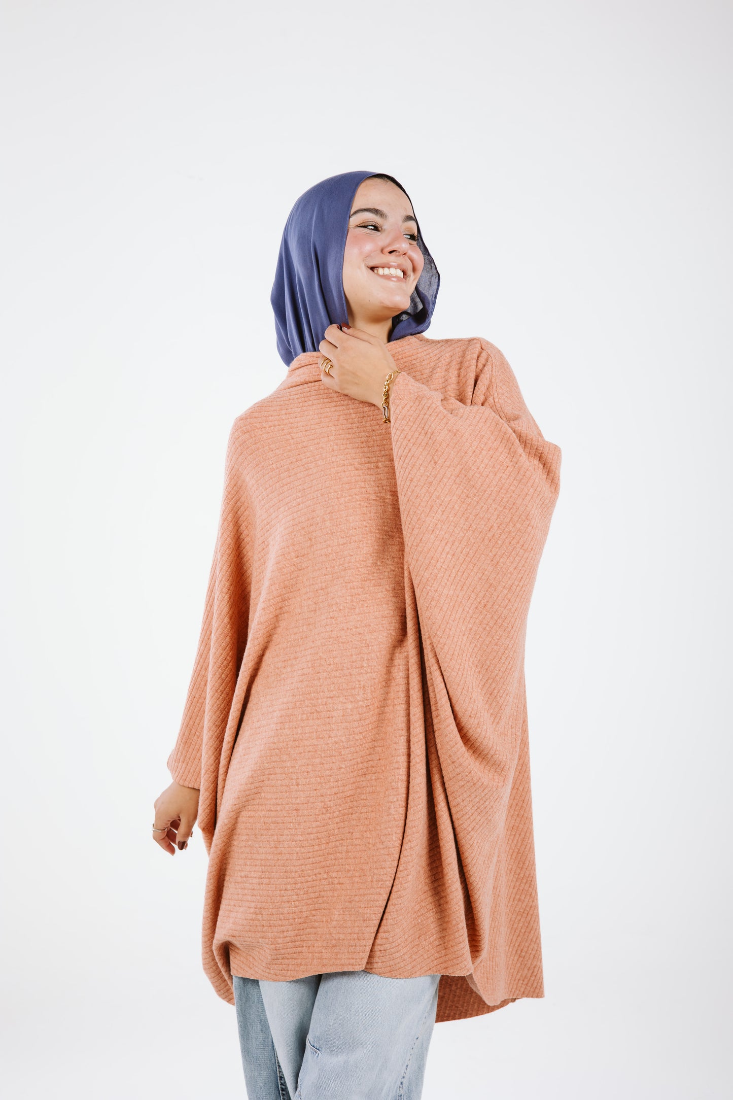 Long Sleeves Wool poncho in Peach