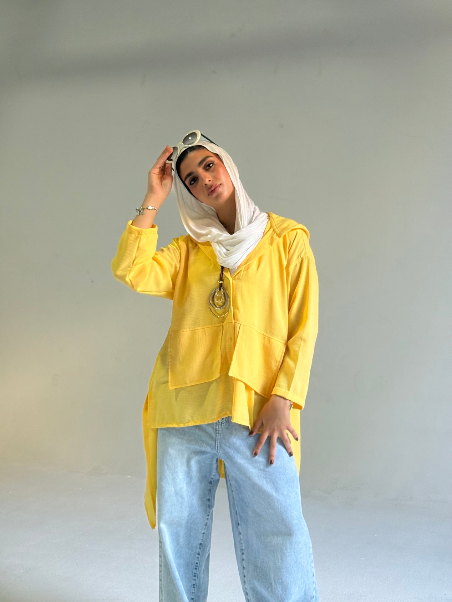 Hoodie High Low Pockets Shirt in Yellow