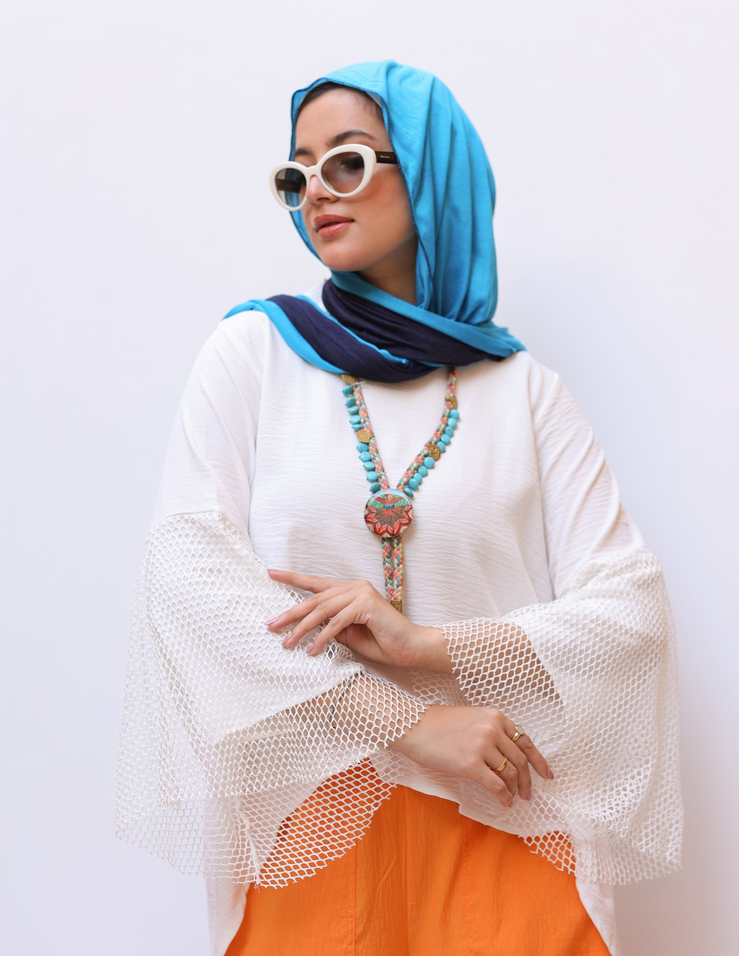 Net Sleeves High Low Top in White