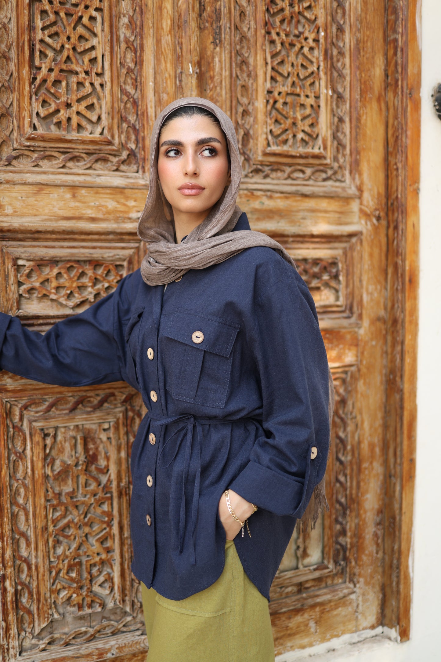 Pockets Linen Shirt in Navy