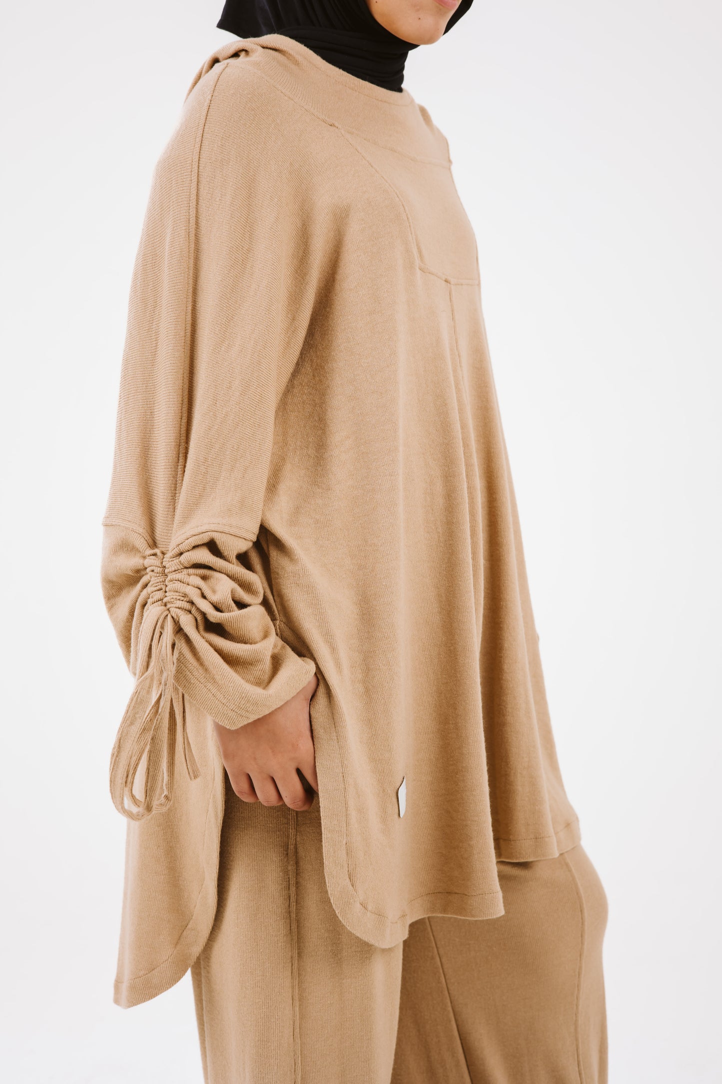 Arm Strings Comfy Wool Set in Beige