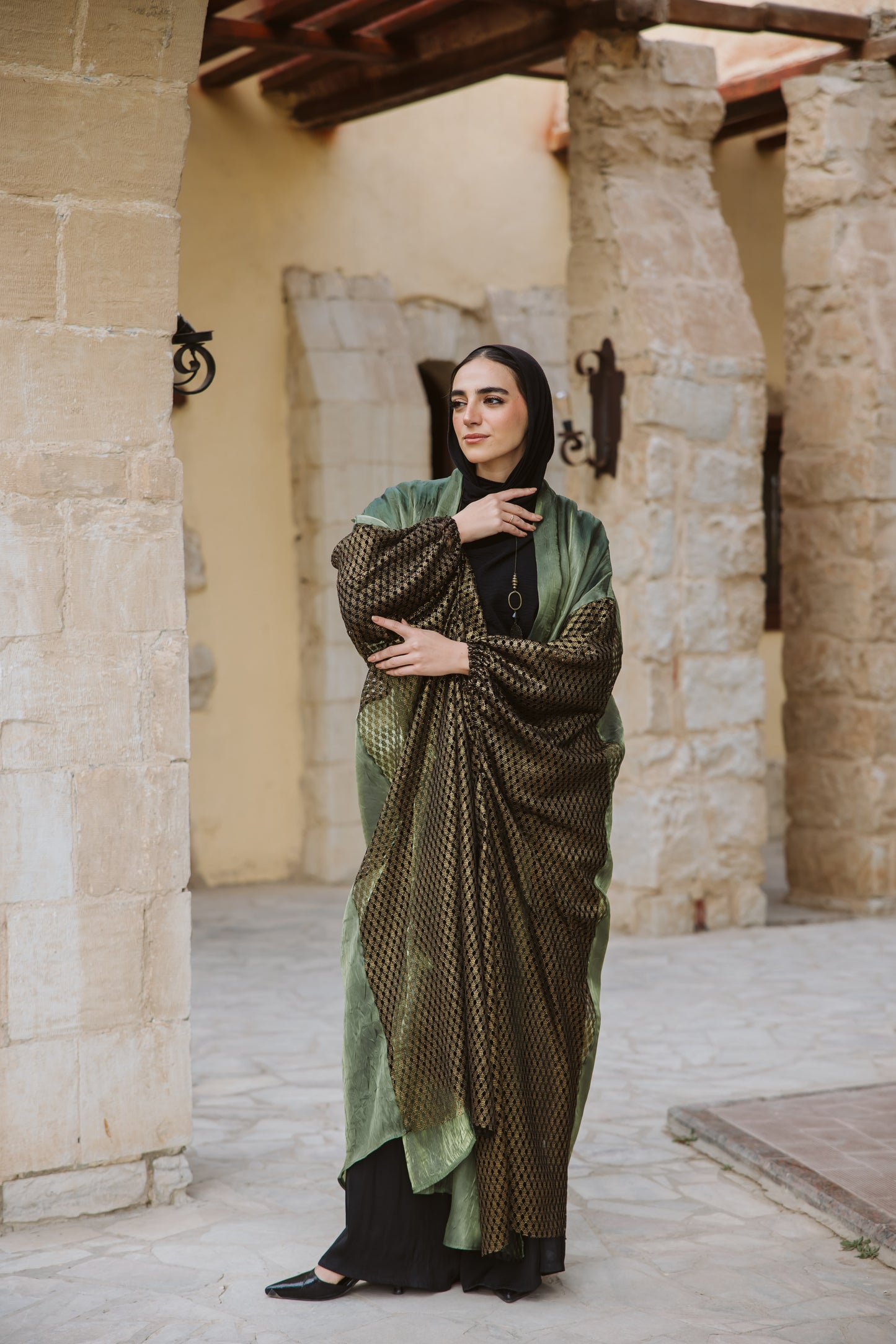 Qasr Kaftan in Olive
