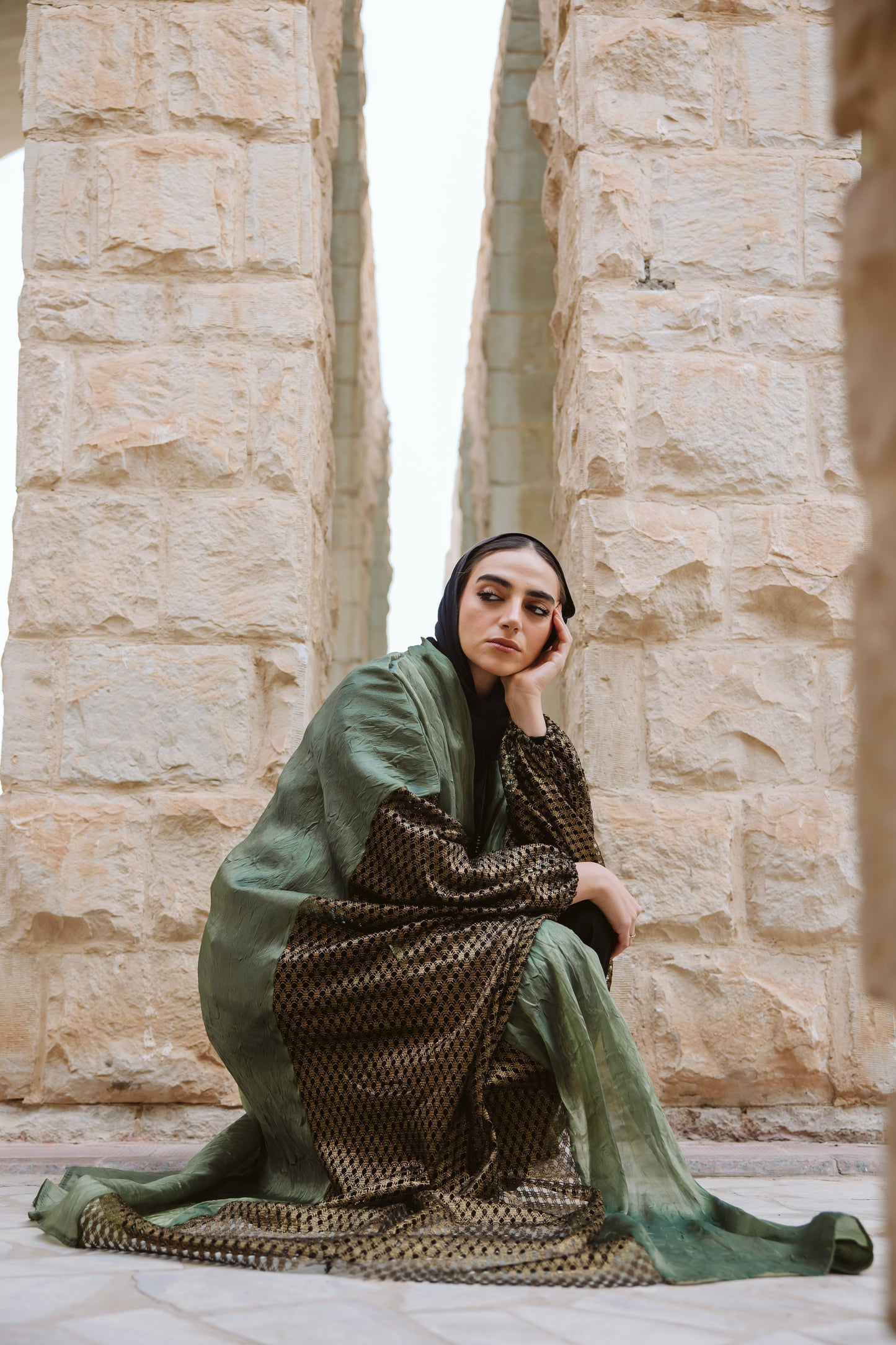 Qasr Kaftan in Olive