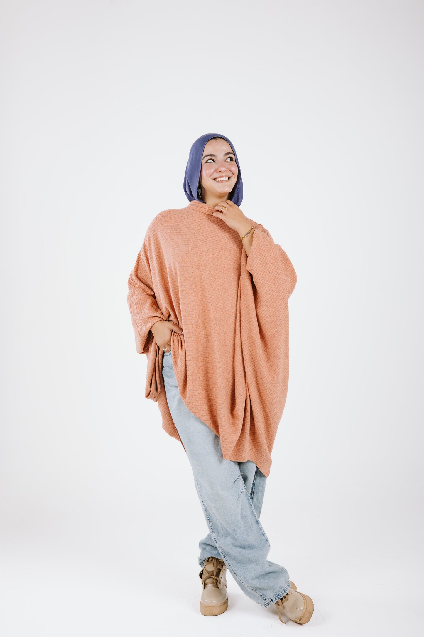 Long Sleeves Wool poncho in Peach