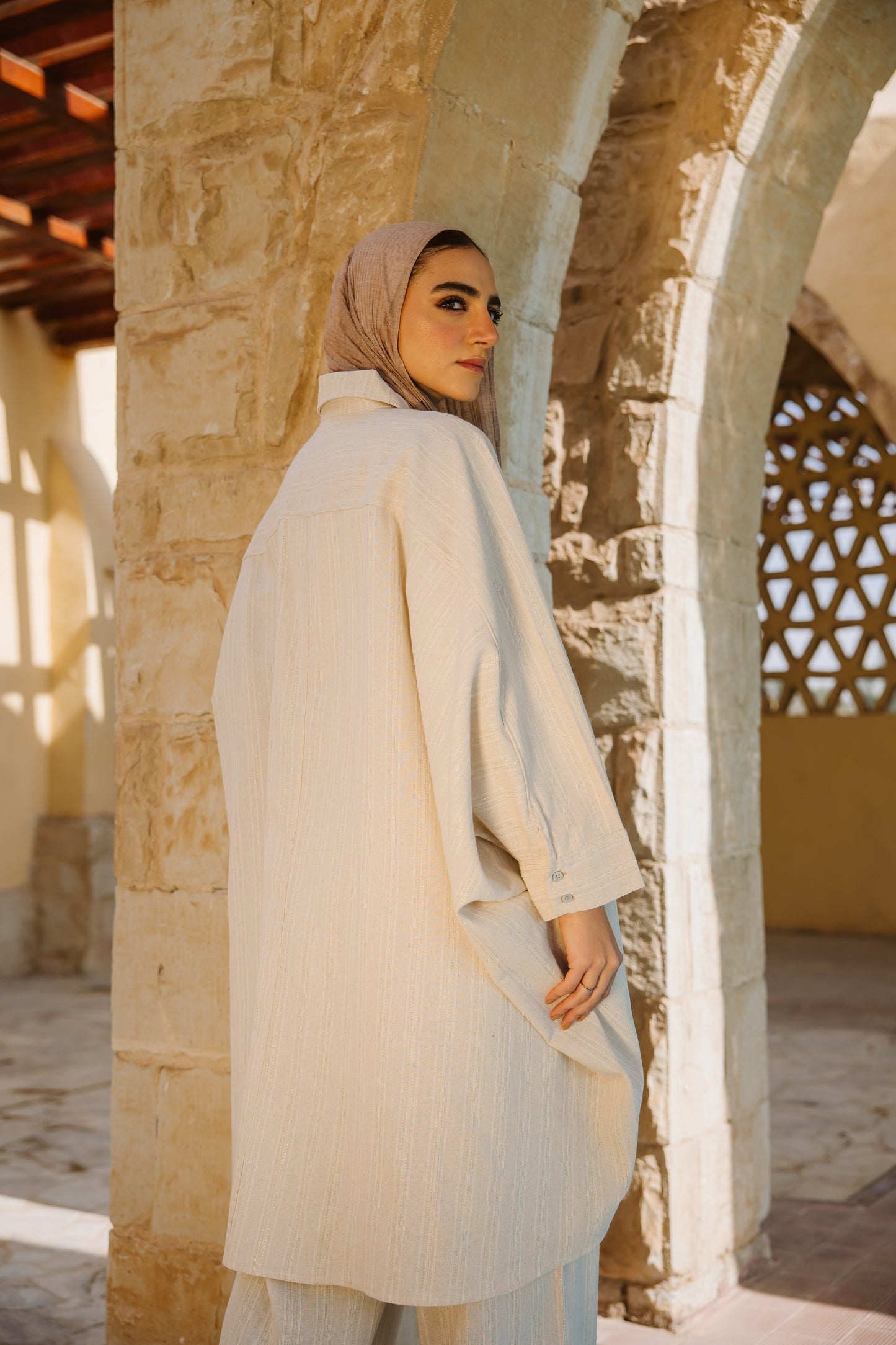Farida Linen Set