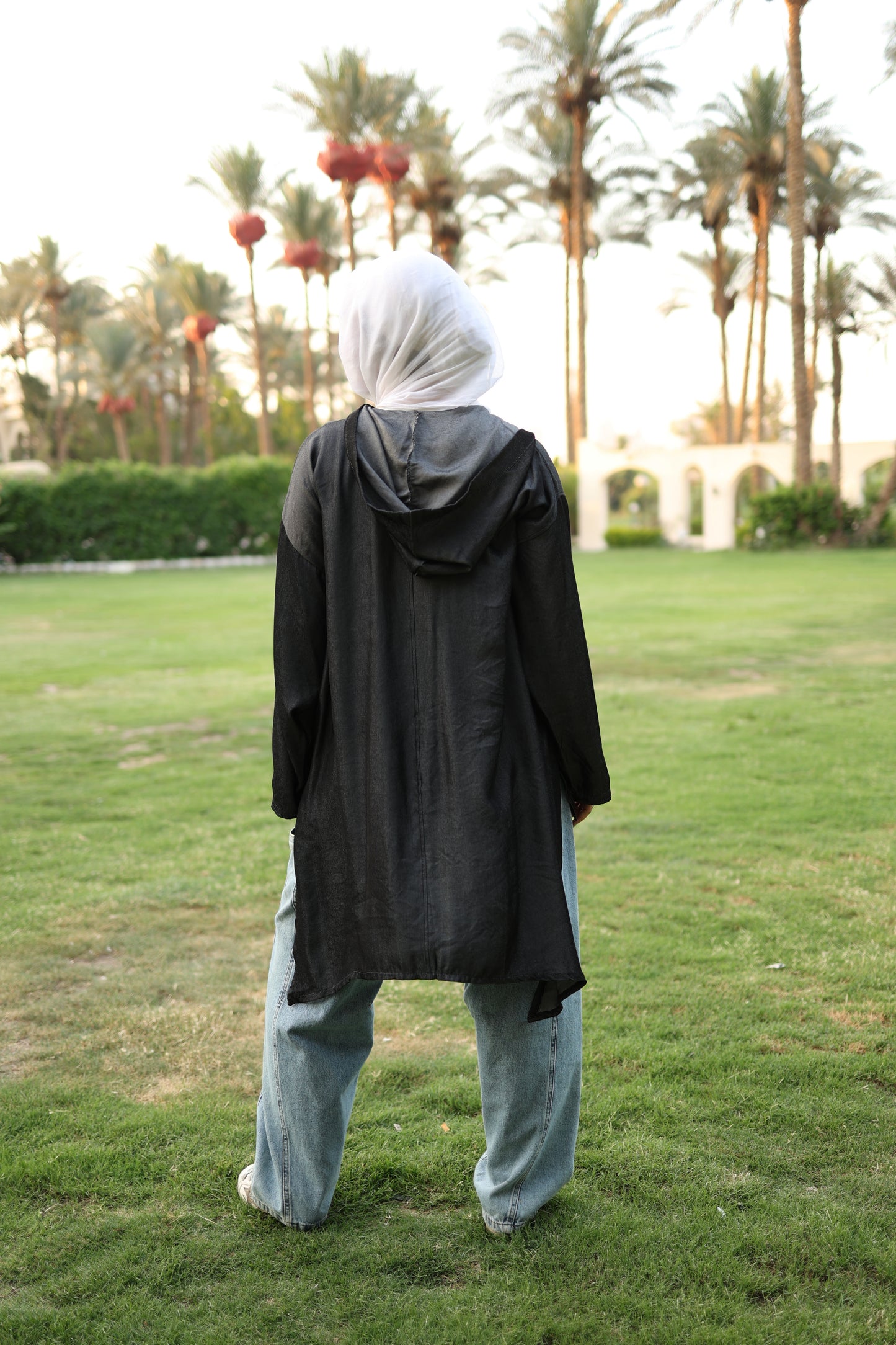 Hoodie High Low Shirt in Washed Black