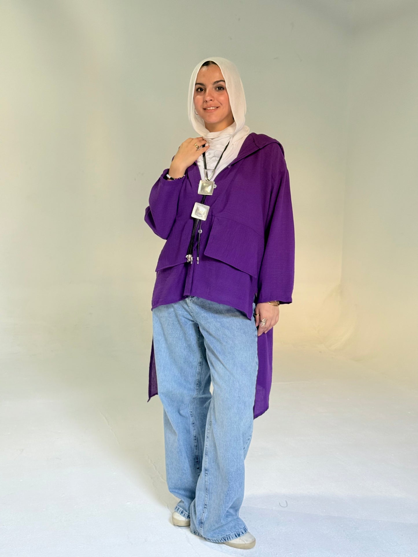 Hoodie High Low Pockets Shirt in Purple
