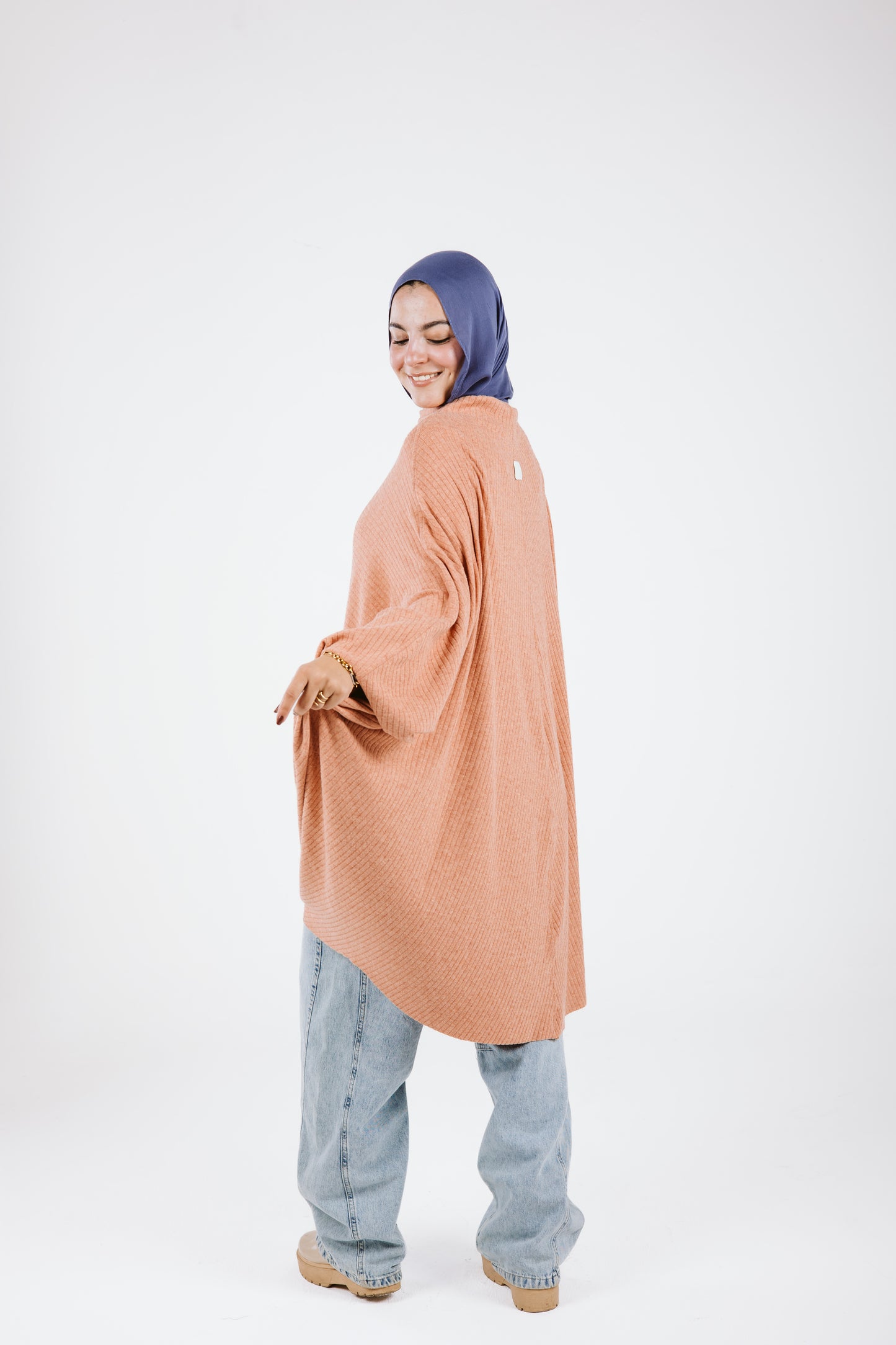 Long Sleeves Wool poncho in Peach