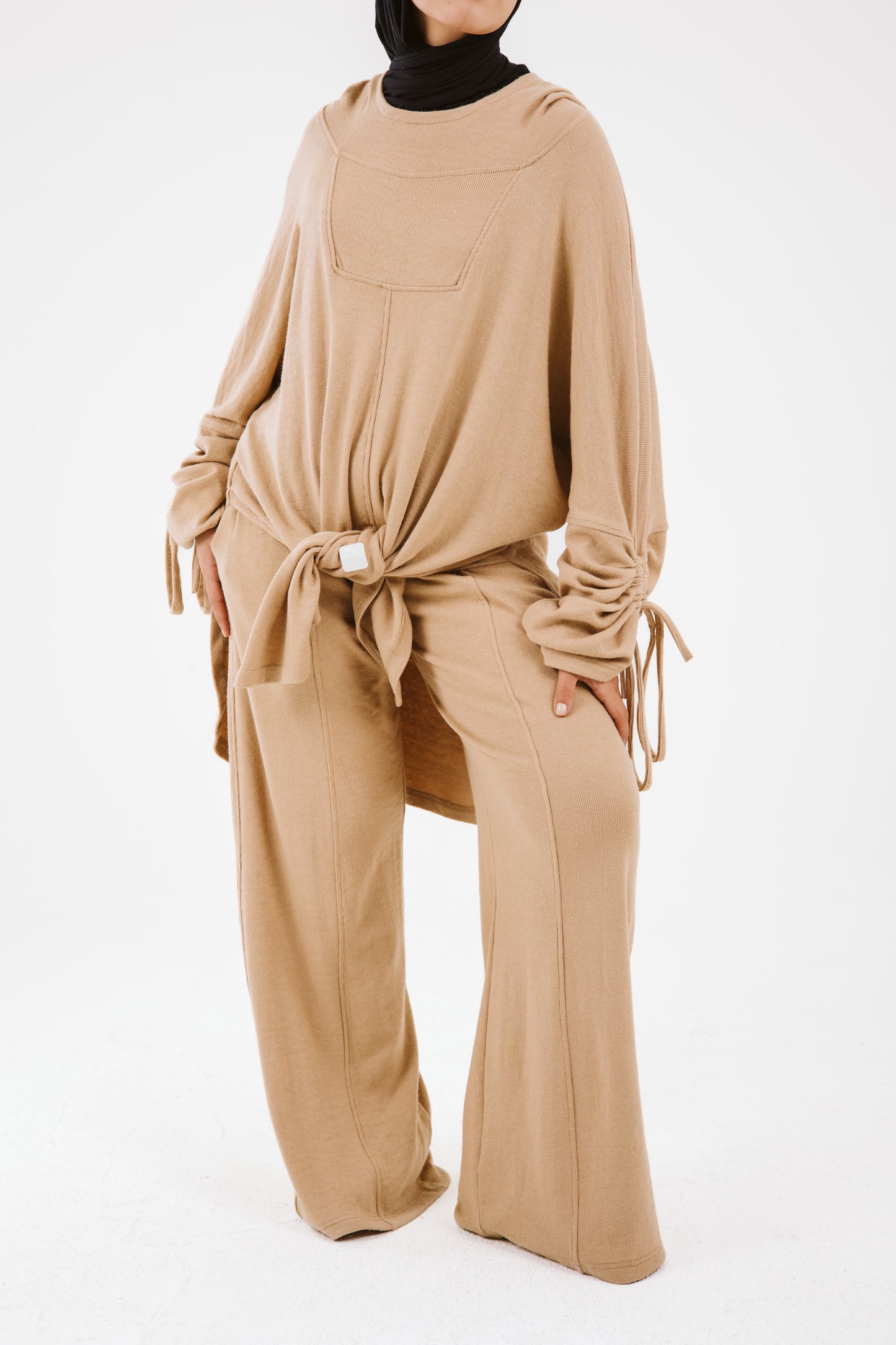 Arm Strings Comfy Wool Set in Beige