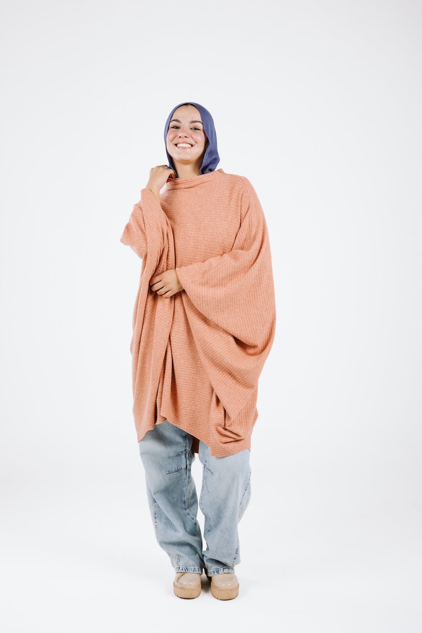 Long Sleeves Wool poncho in Peach
