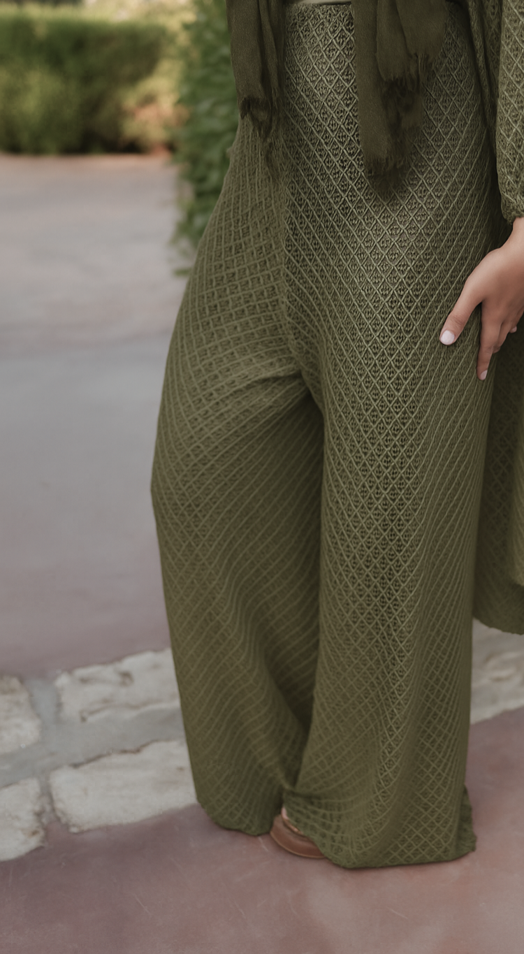 Knittned Set in Olive