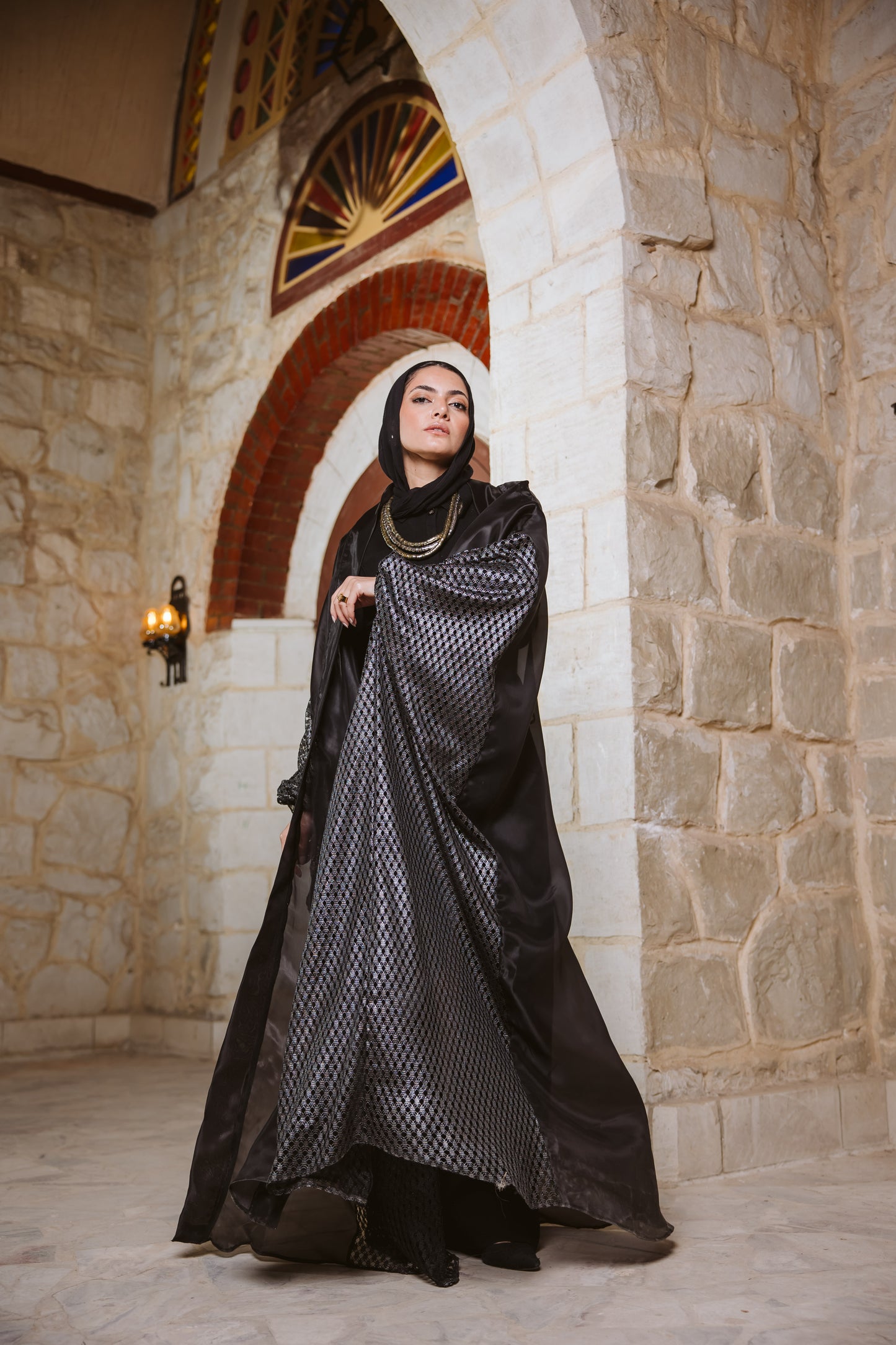 Qasr Kaftan in Black