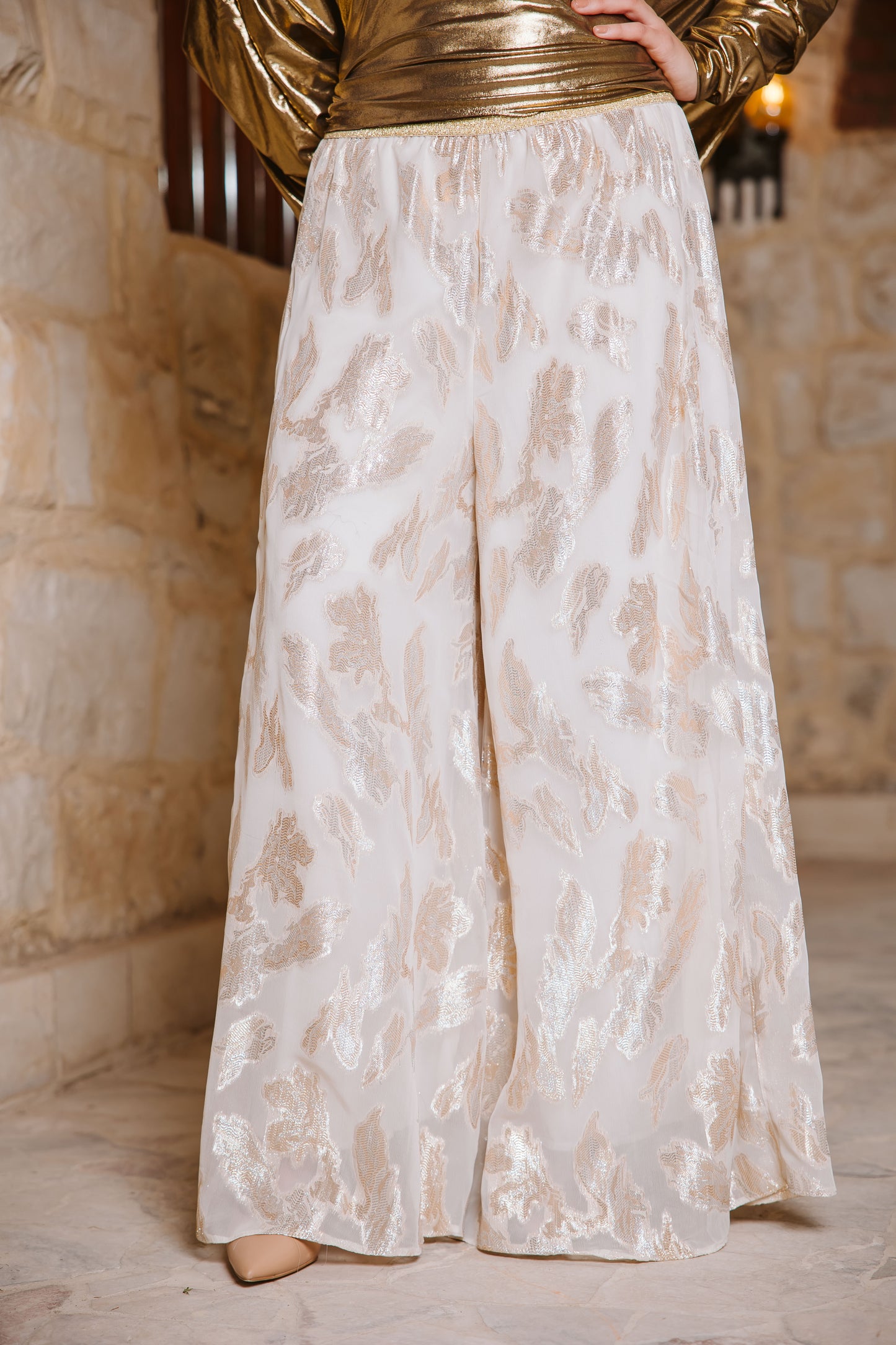 Royal Flowy Pants in Off White