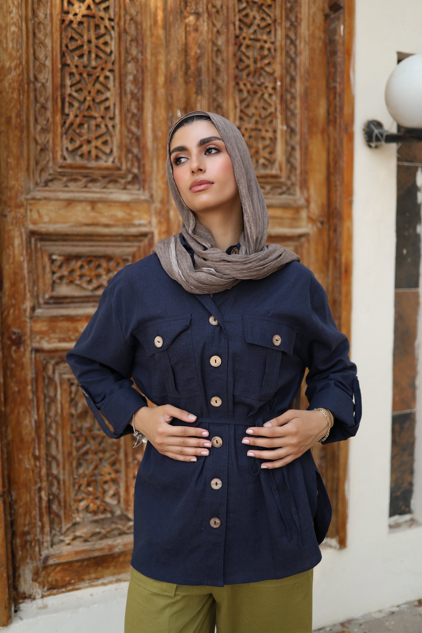 Pockets Linen Shirt in Navy