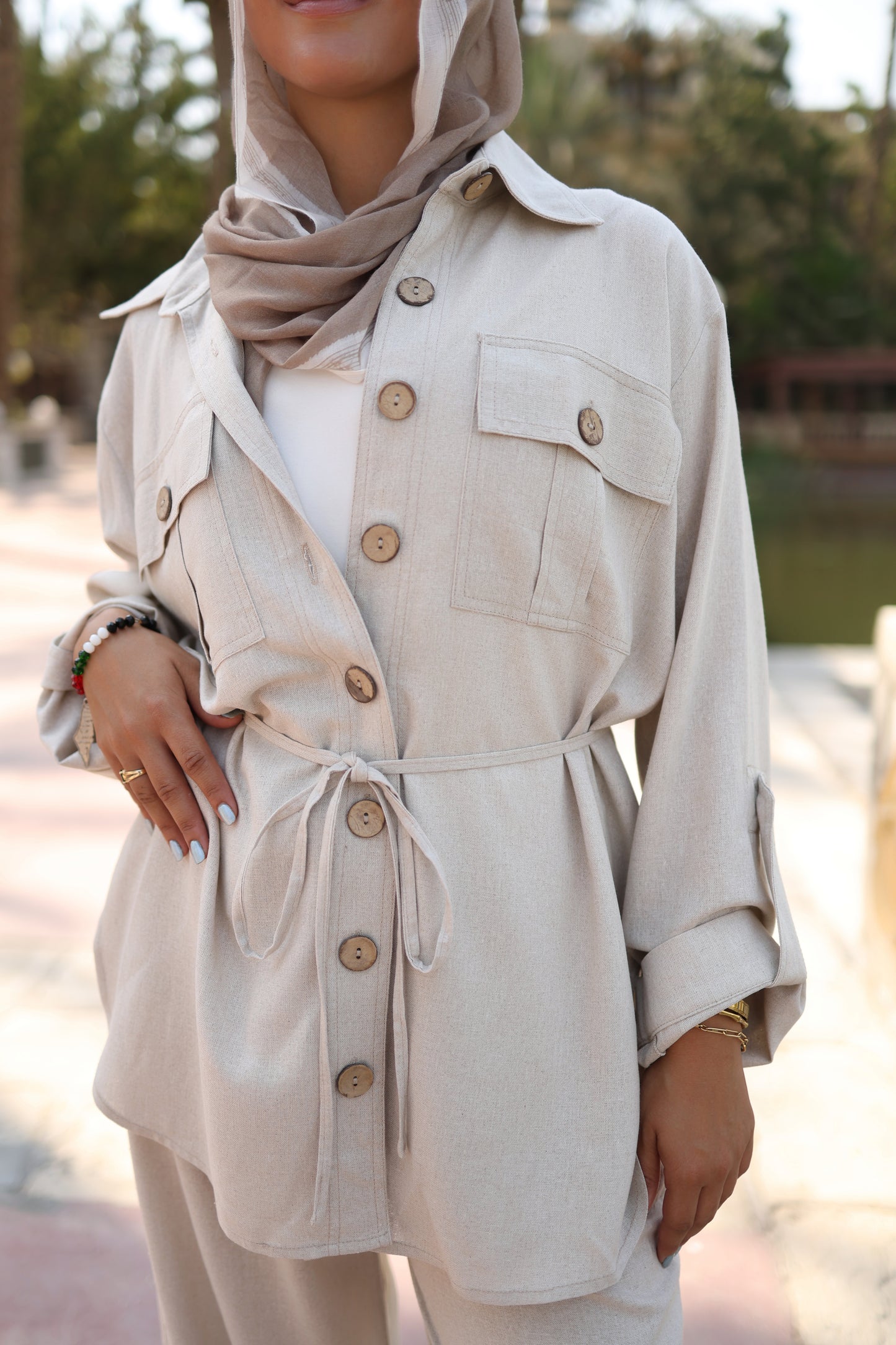 Pockets Linen Shirt in Beige