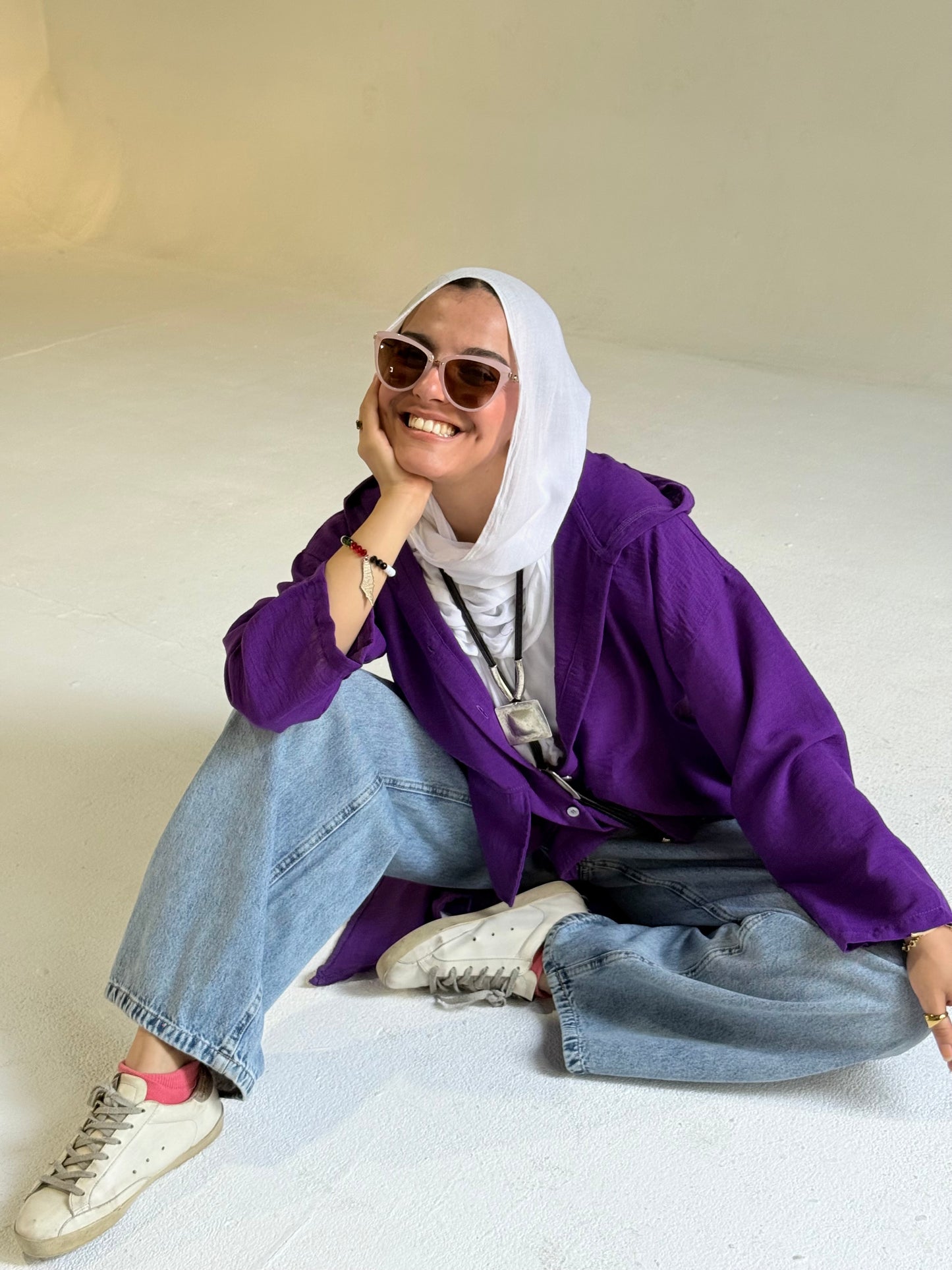 Hoodie High Low Pockets Shirt in Purple