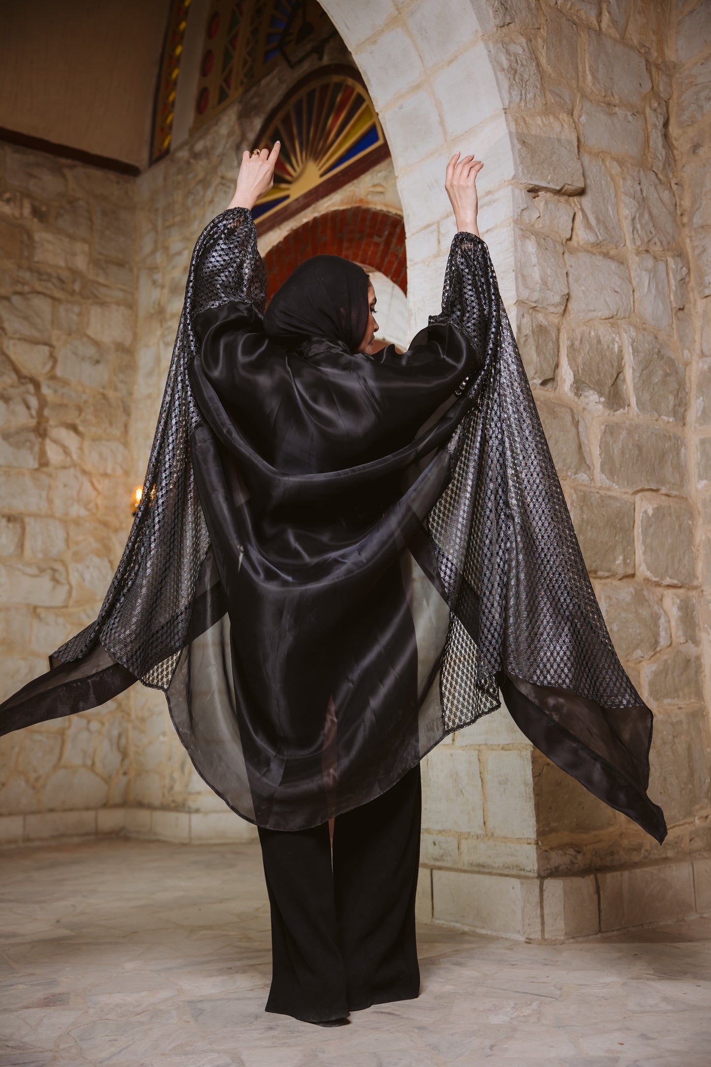 Qasr Kaftan in Black