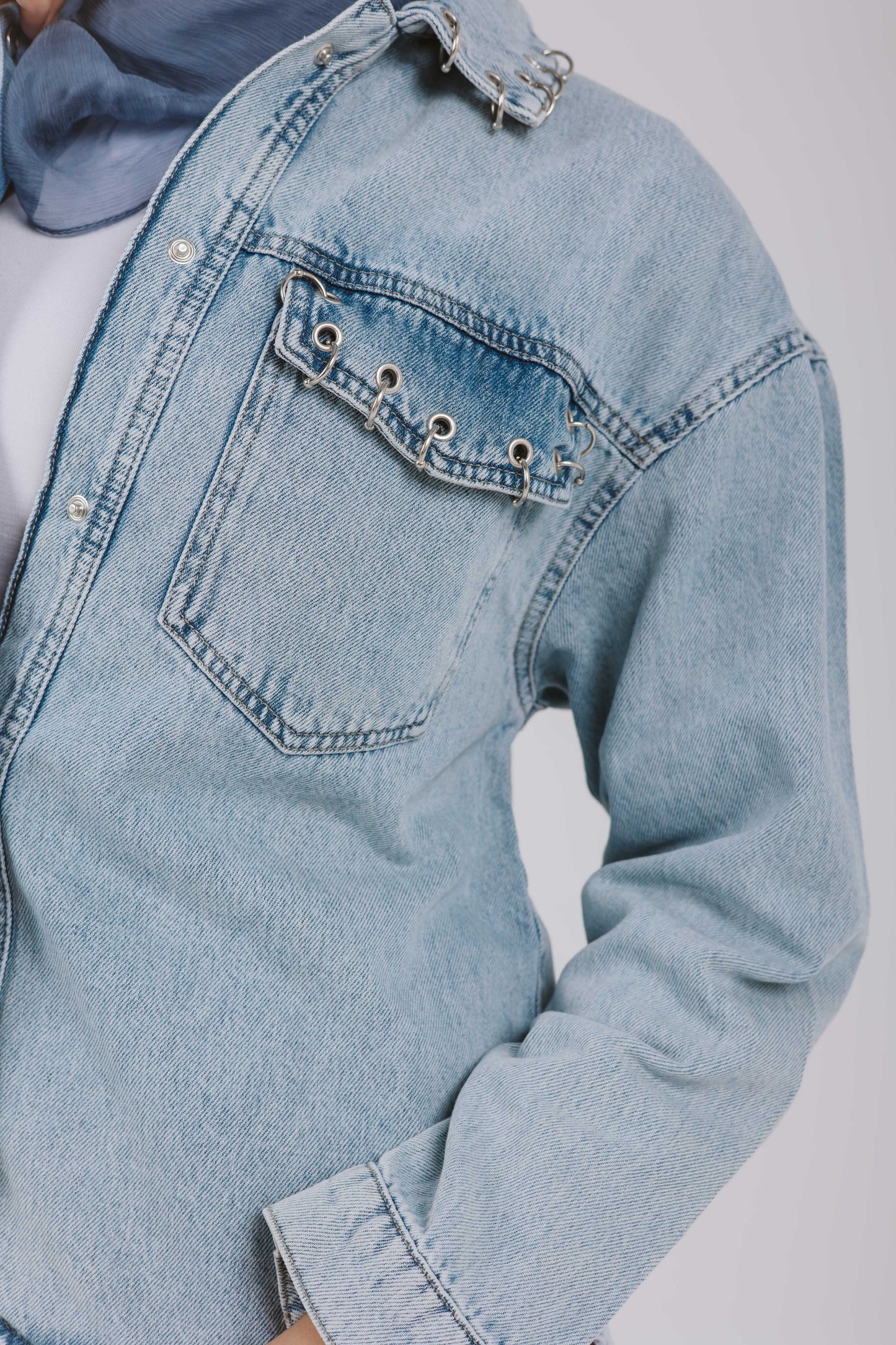 Denim Pockets Shirt with silver rings