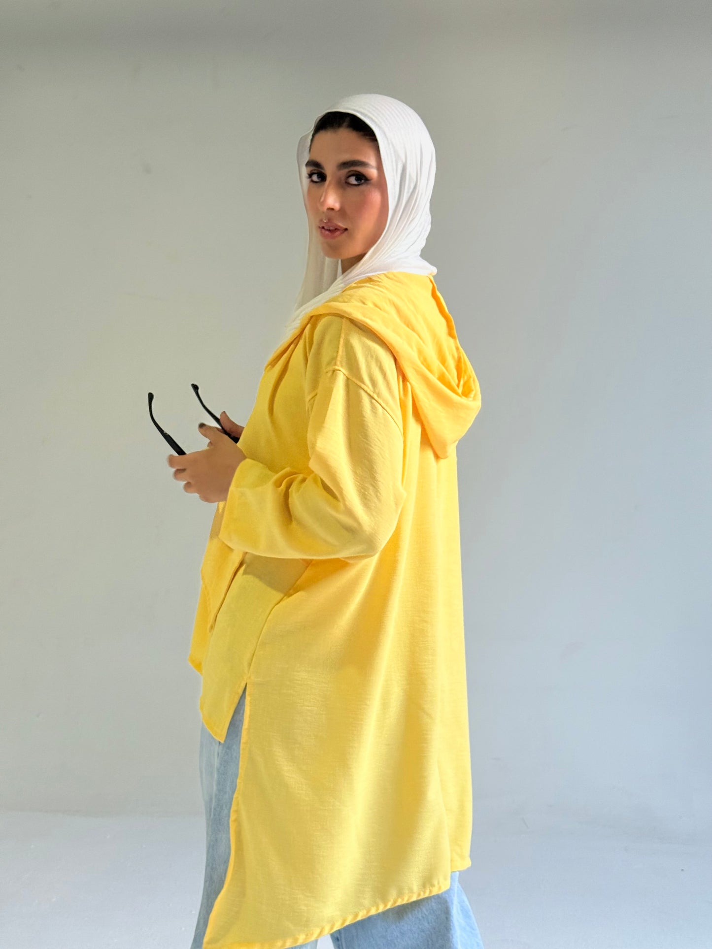 Hoodie High Low Pockets Shirt in Yellow