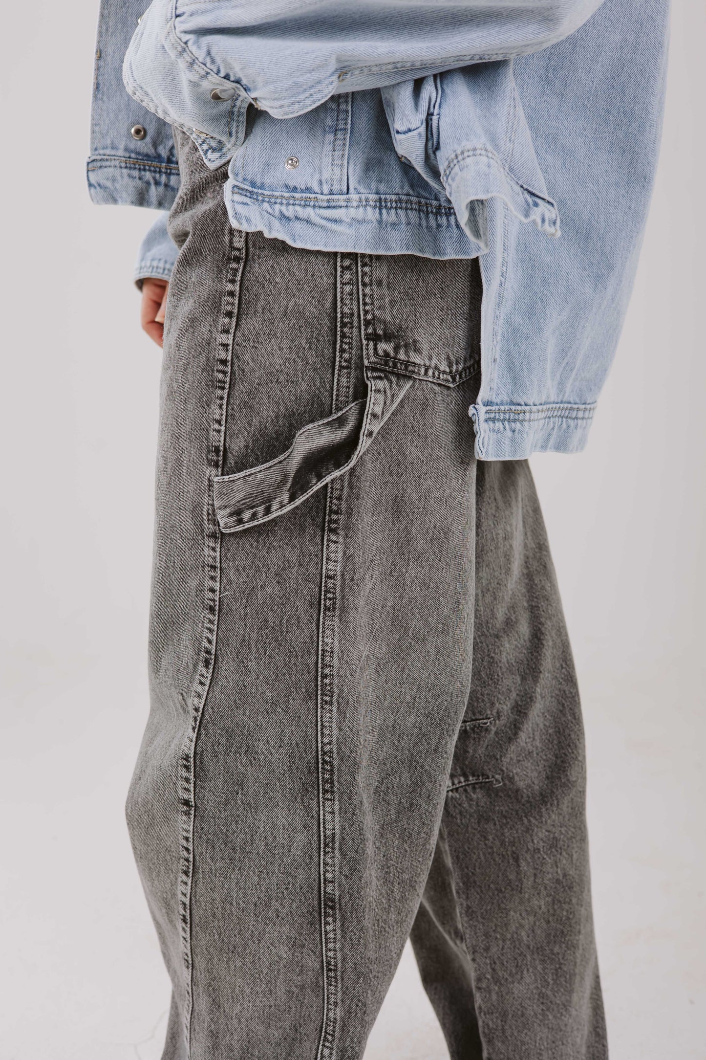 High Waist Balloon Denim Pants in Washed Gray