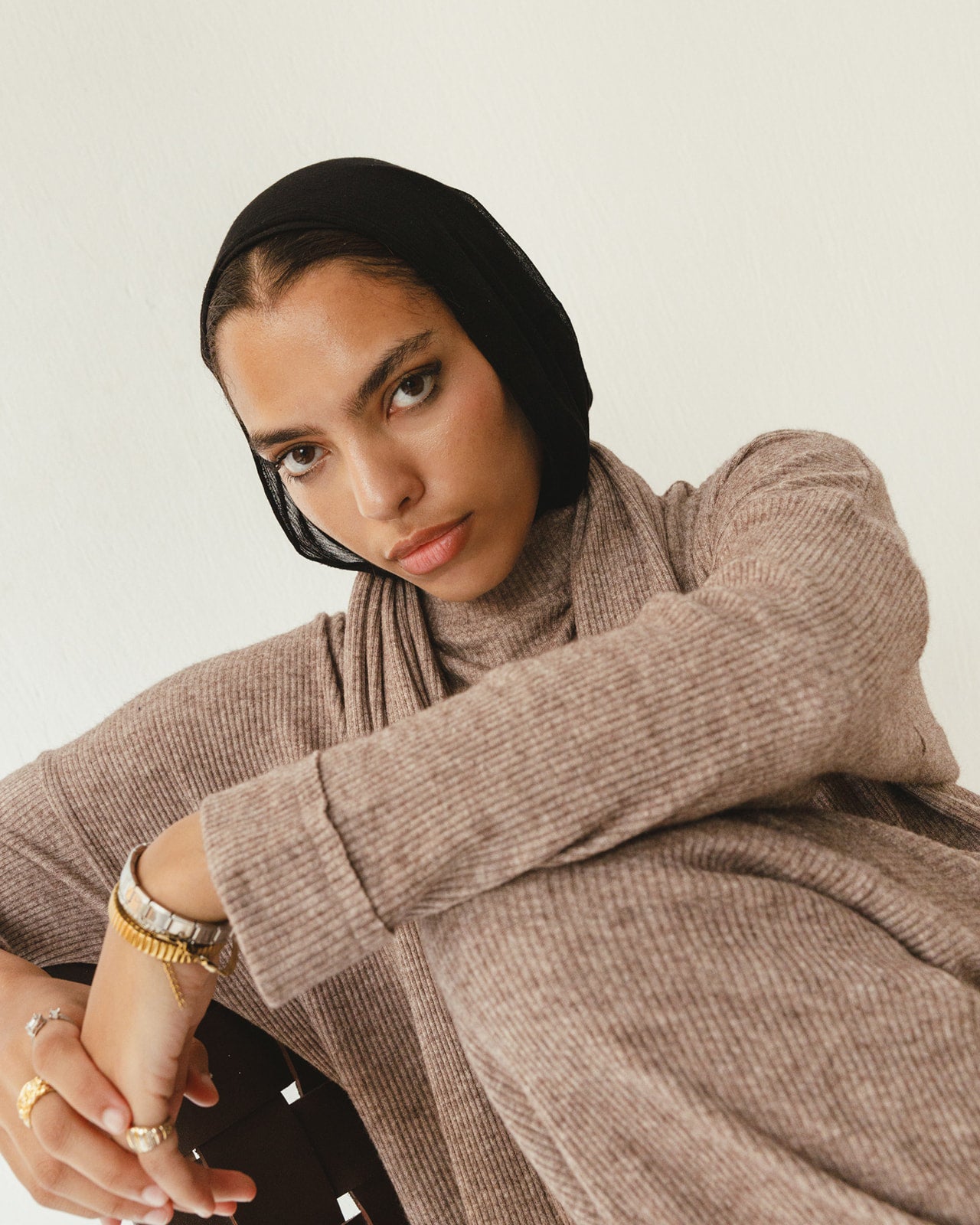 Cozy Fringes Scarf Knit Set in Mocha