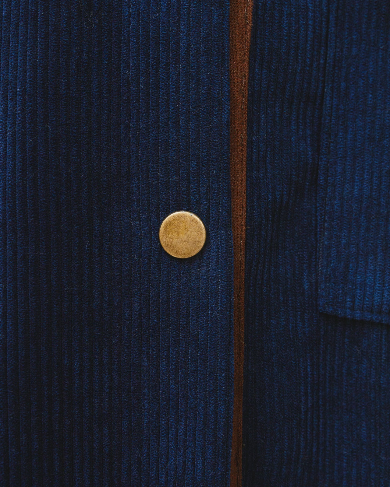 Bicolor Velvet Long Shirt in Navy