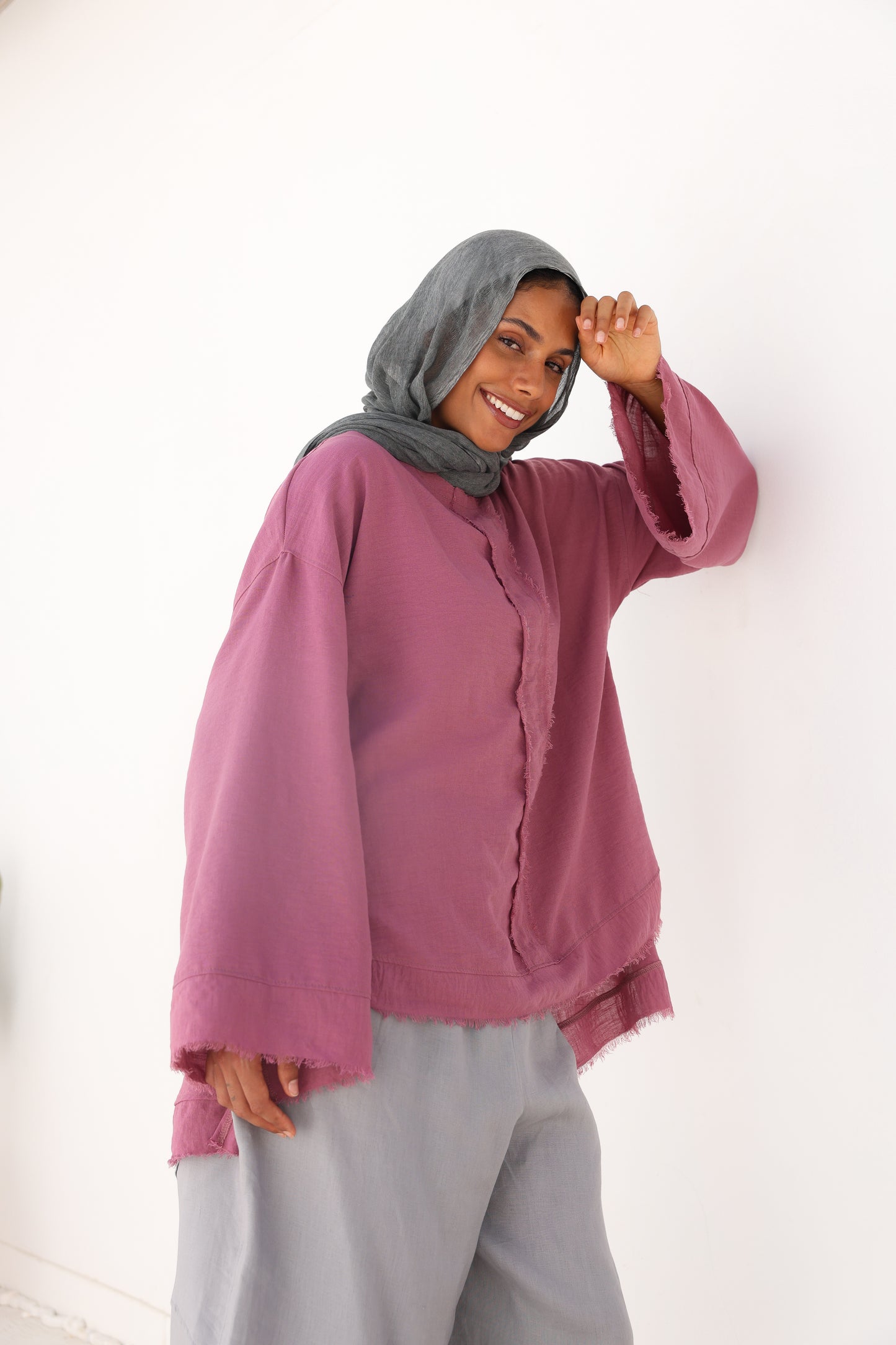 Unfinished Bell Sleeves Linen Top in Mulberry