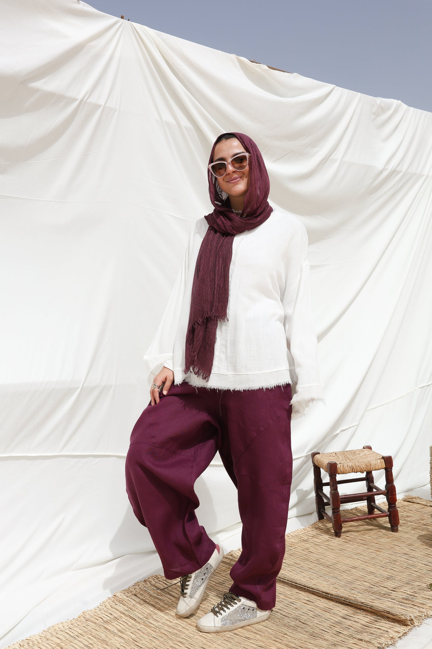 Barrel-leg Linen Pants in Mulberry