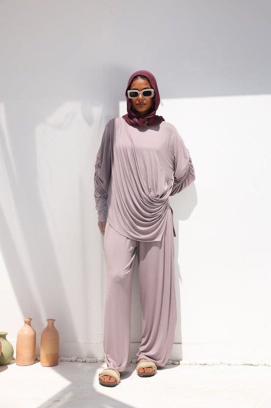 Side Drapeé Cotton Set in Taupe