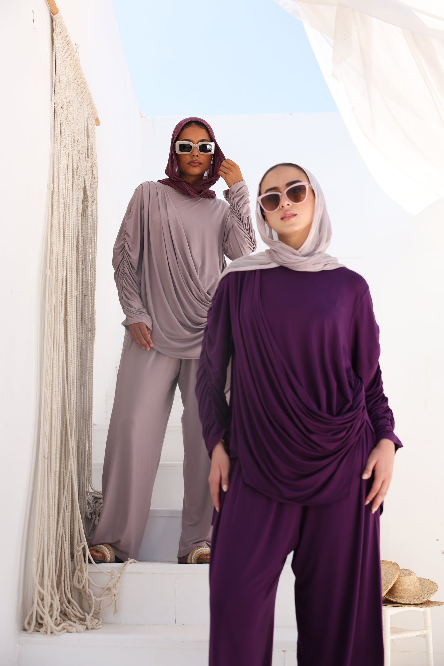 Side Drapeé Cotton Set in Taupe