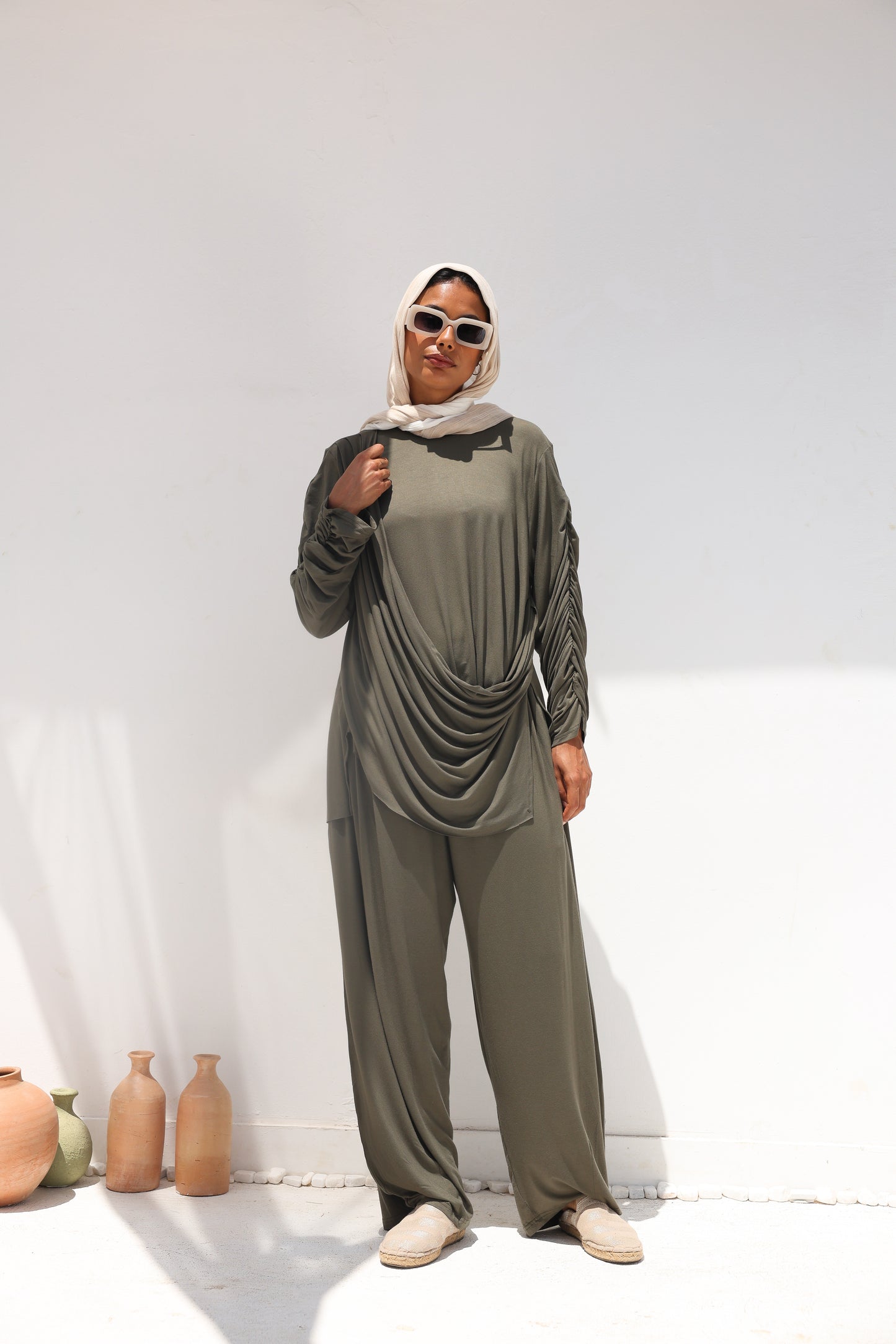 Side Drapeé Cotton Set in Olive