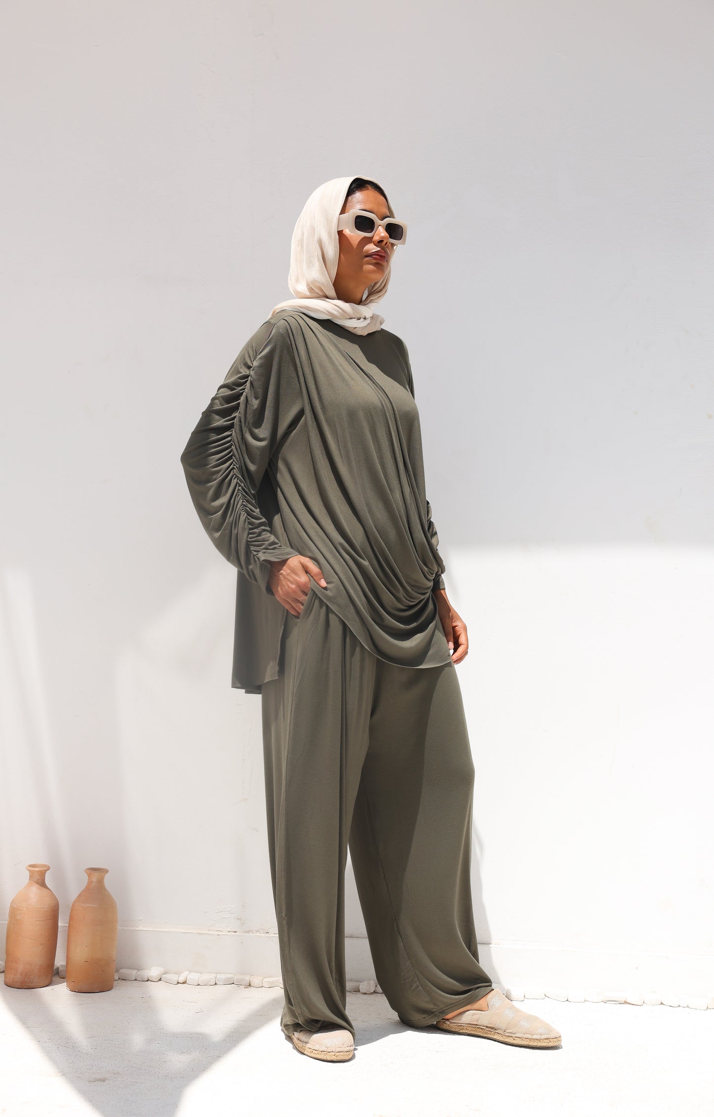 Side Drapeé Cotton Set in Olive