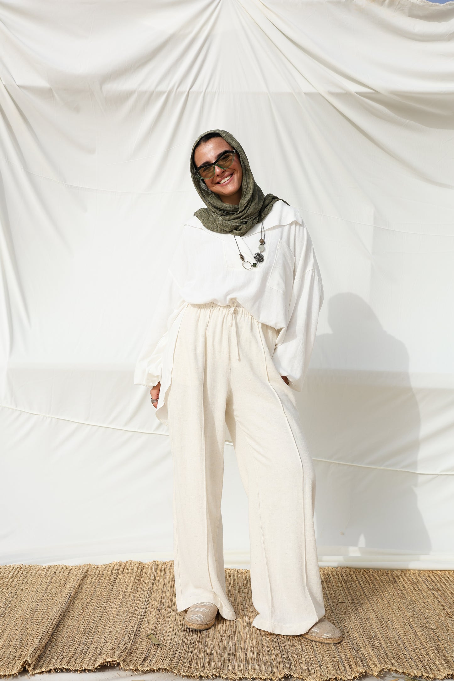 Wide Linen Flow Pants in Beige