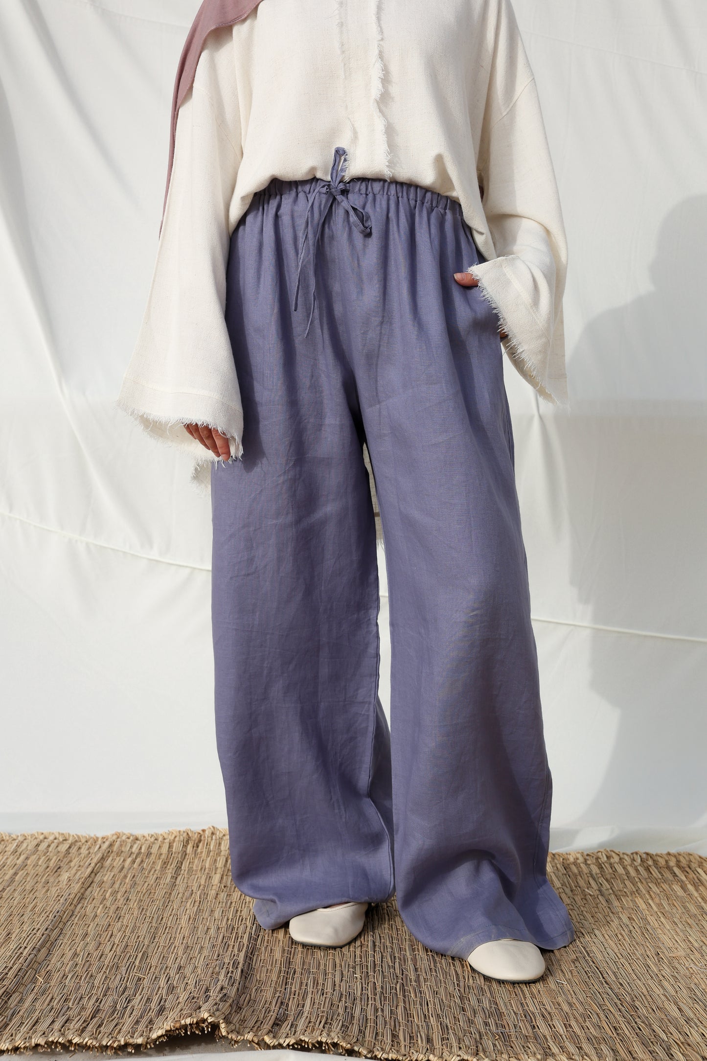 Wide Leg Linen Pants in Blue Jeans