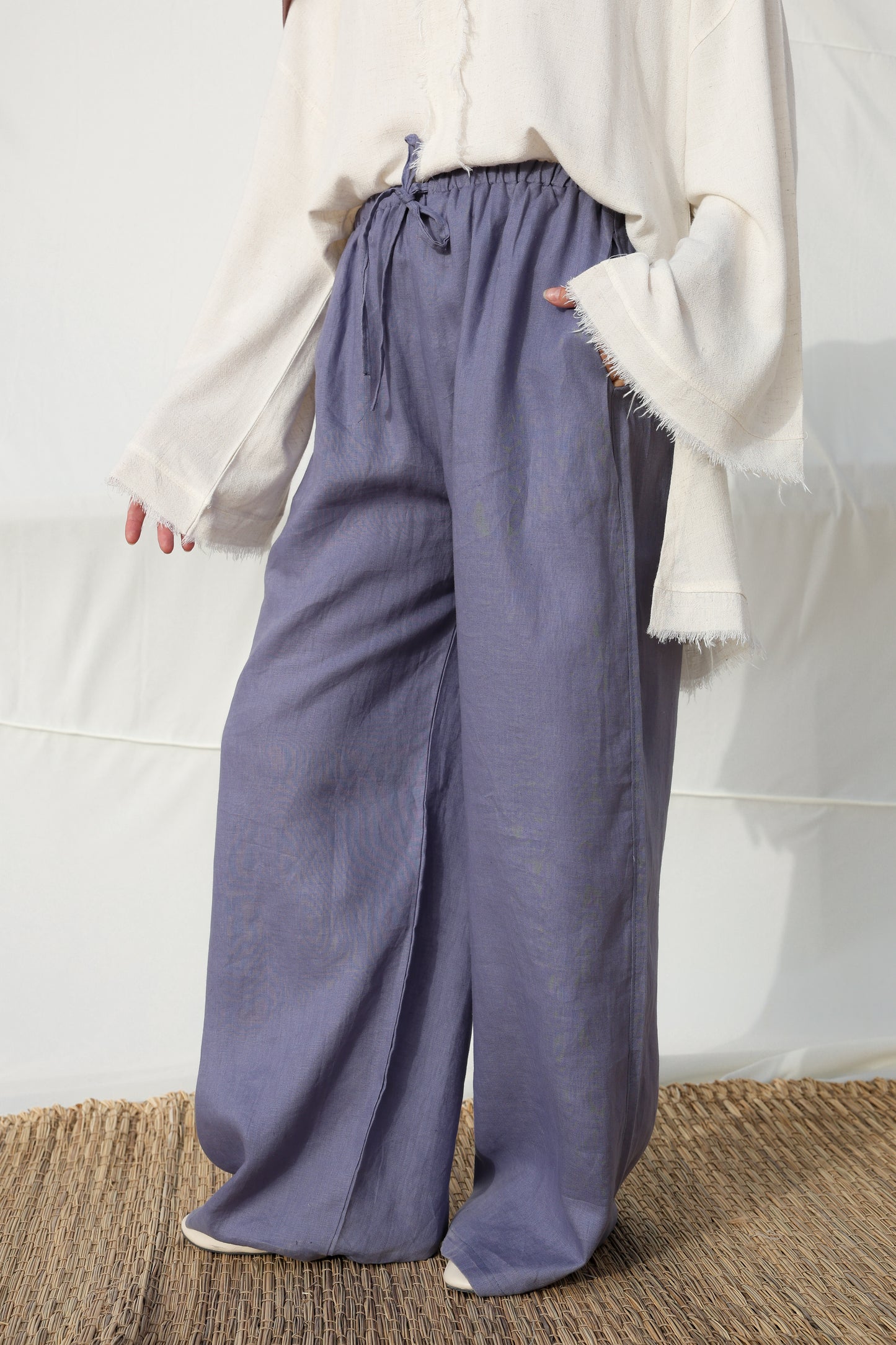 Wide Leg Linen Pants in Blue Jeans