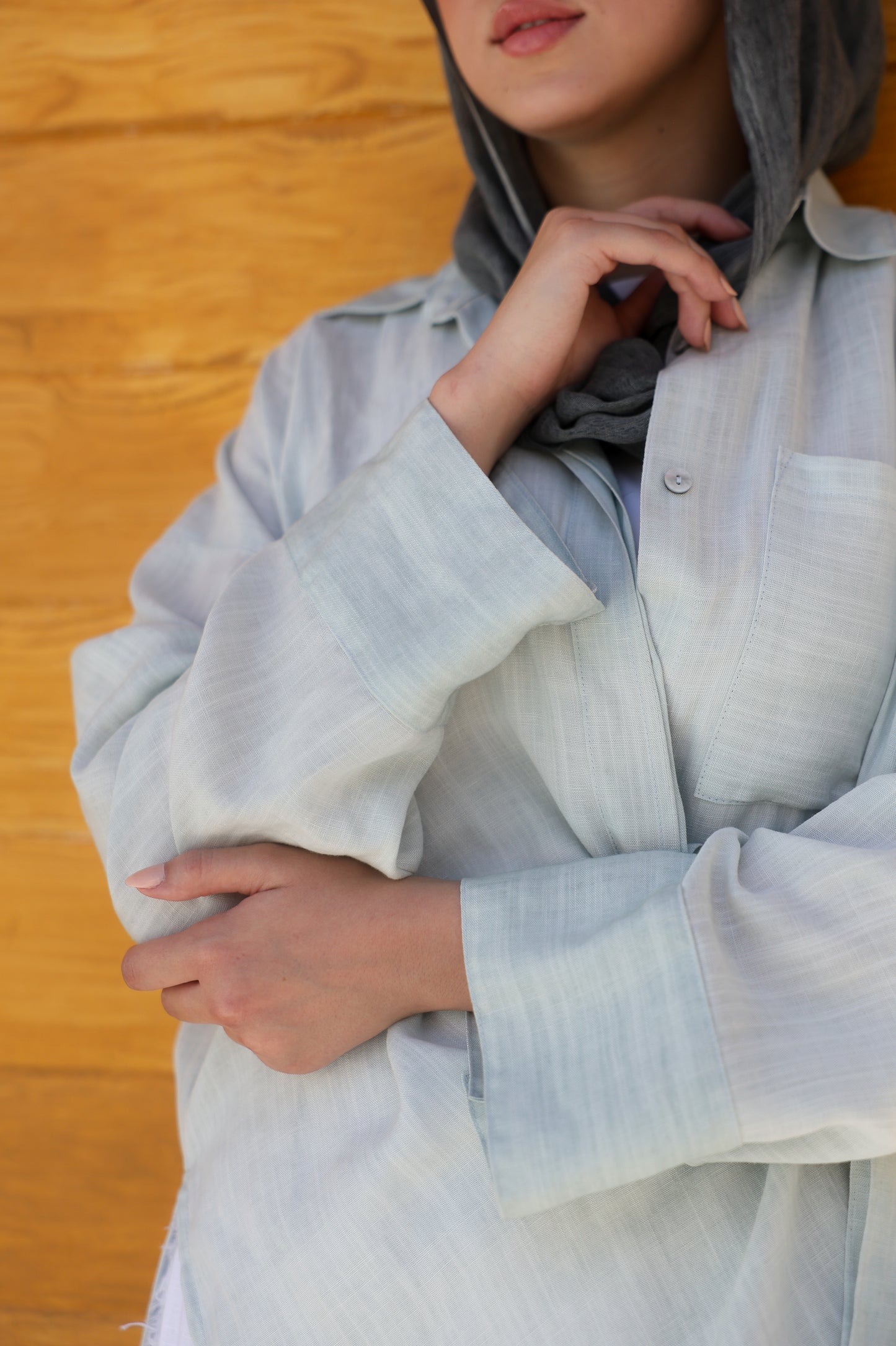 Breeze Crossover Linen Shirt in Mint