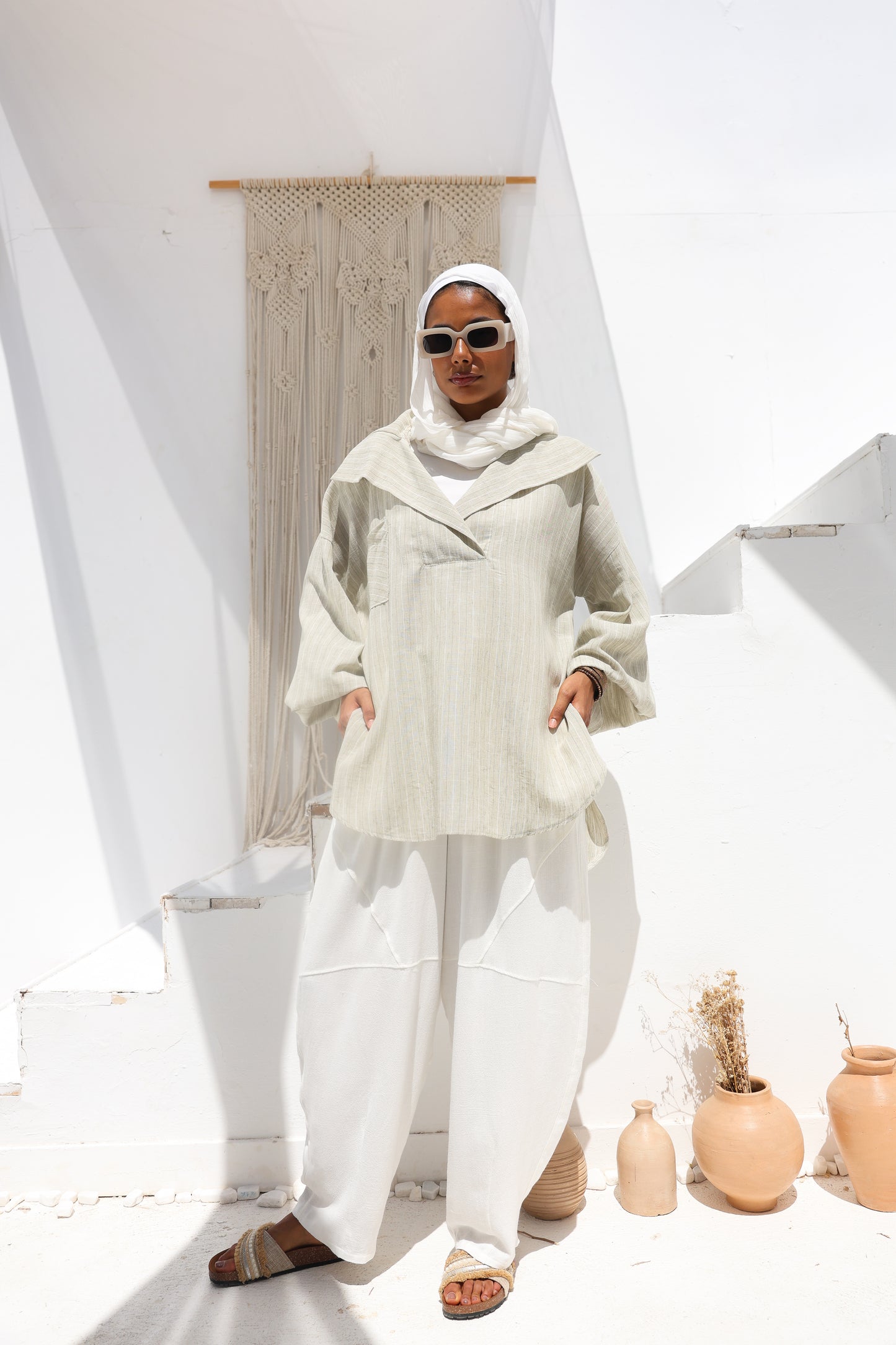 Barrel-leg Linen Pants in White